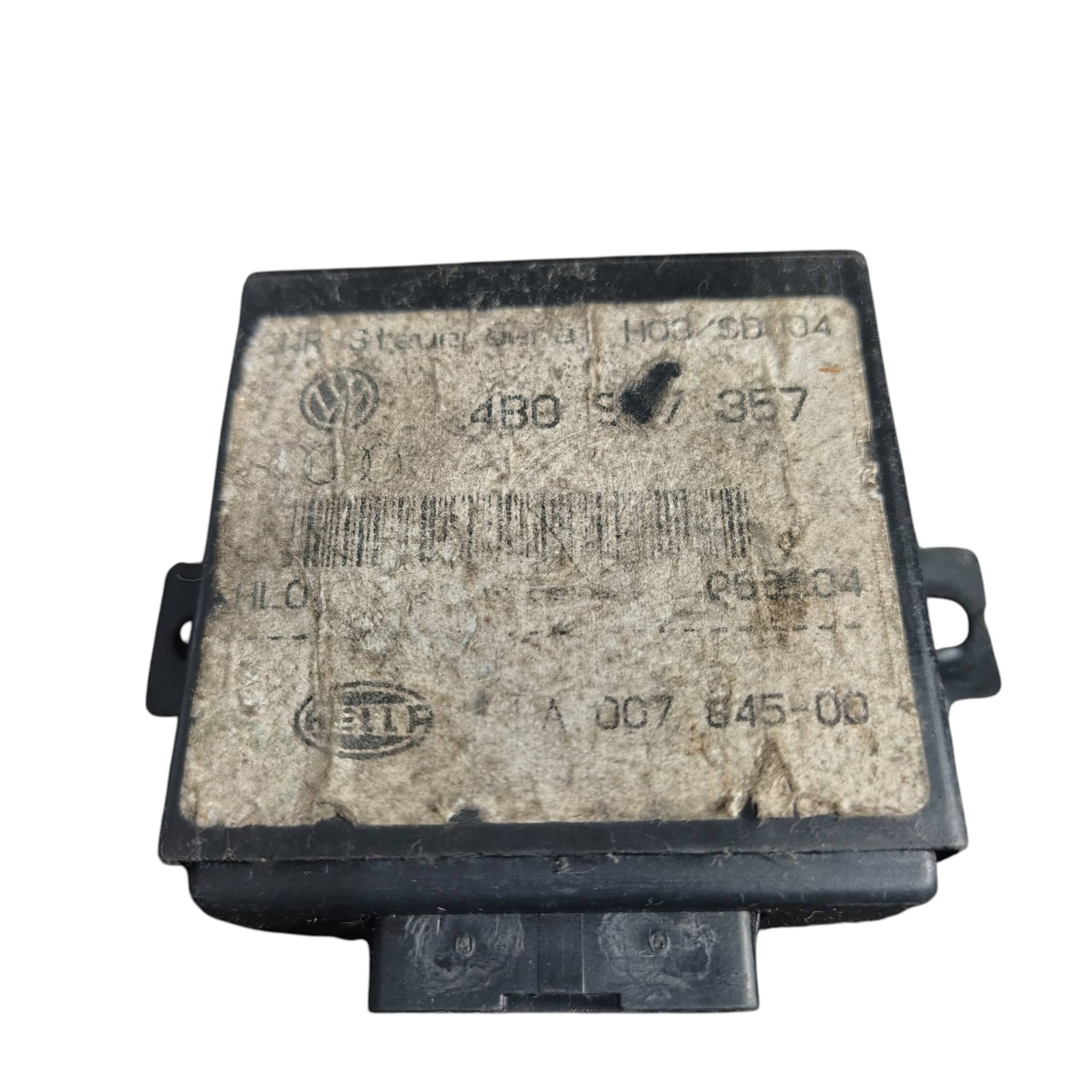 MODULO CONTROLE NIVELAMENTO FAROL XENON AUDI VW 4B0907357