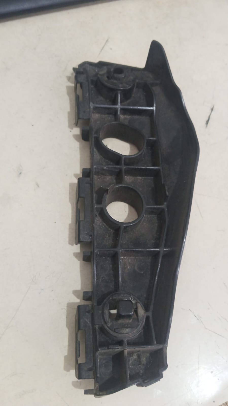 Guia Parachoque Dianteiro L.e Toyota Corolla - Imagem 2