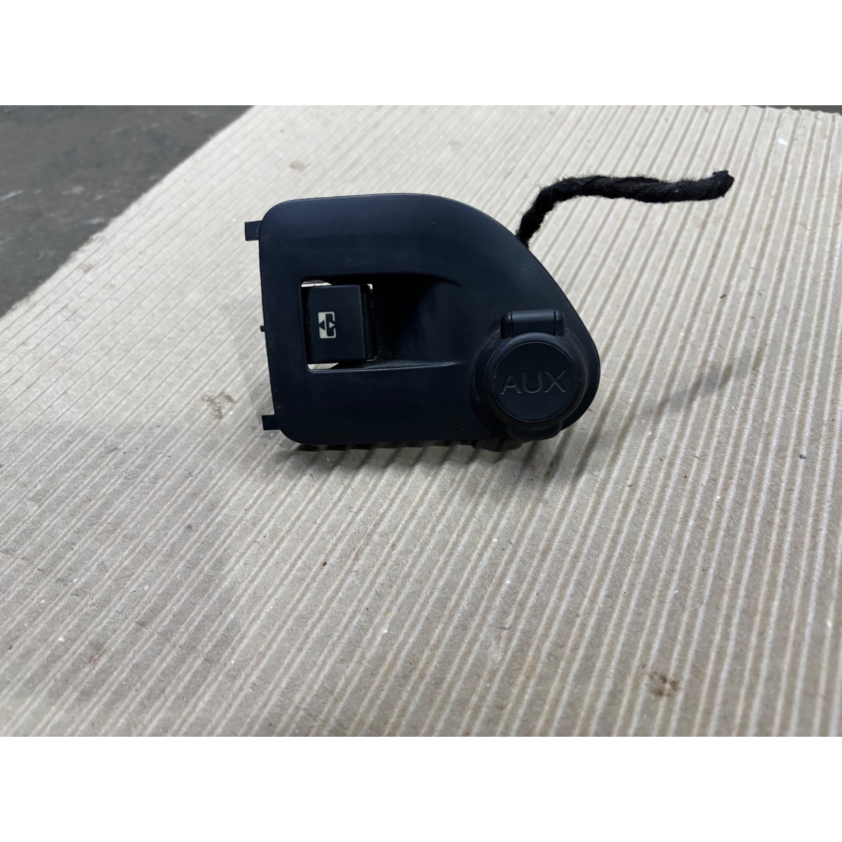 Interruptor Da Cortina Do Teto Peugeot 308 2018