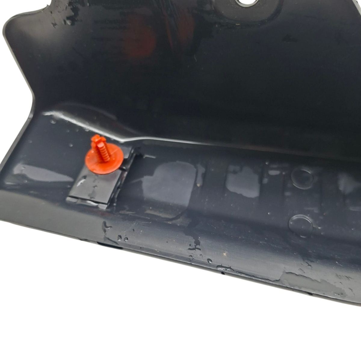 Soleira Inferior Porta Malas Fiat Mobi 2020 Preto - Imagem 4
