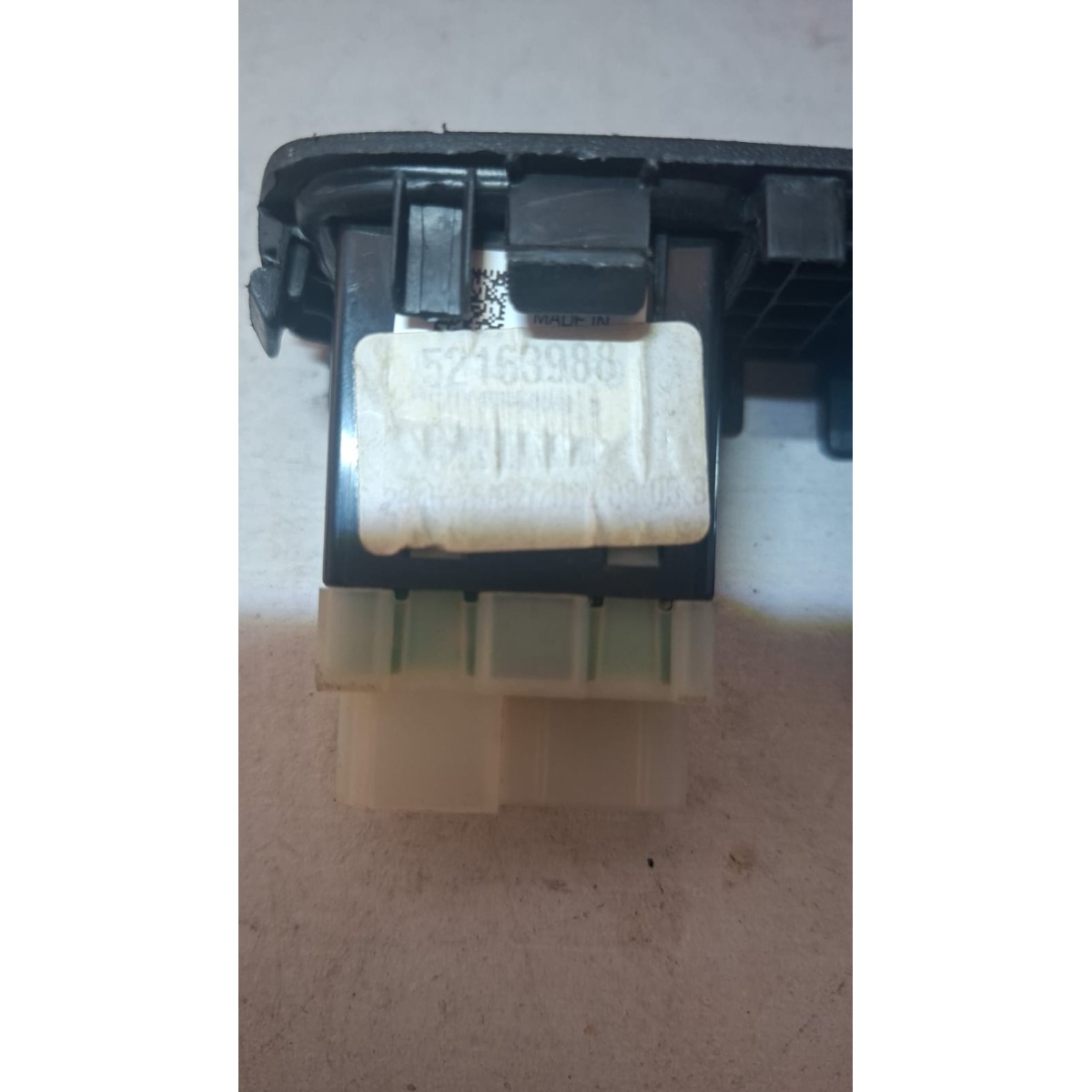 Tomada Usb Chevrolet Onix Tracker 20/21/22 13519246 - Imagem 3