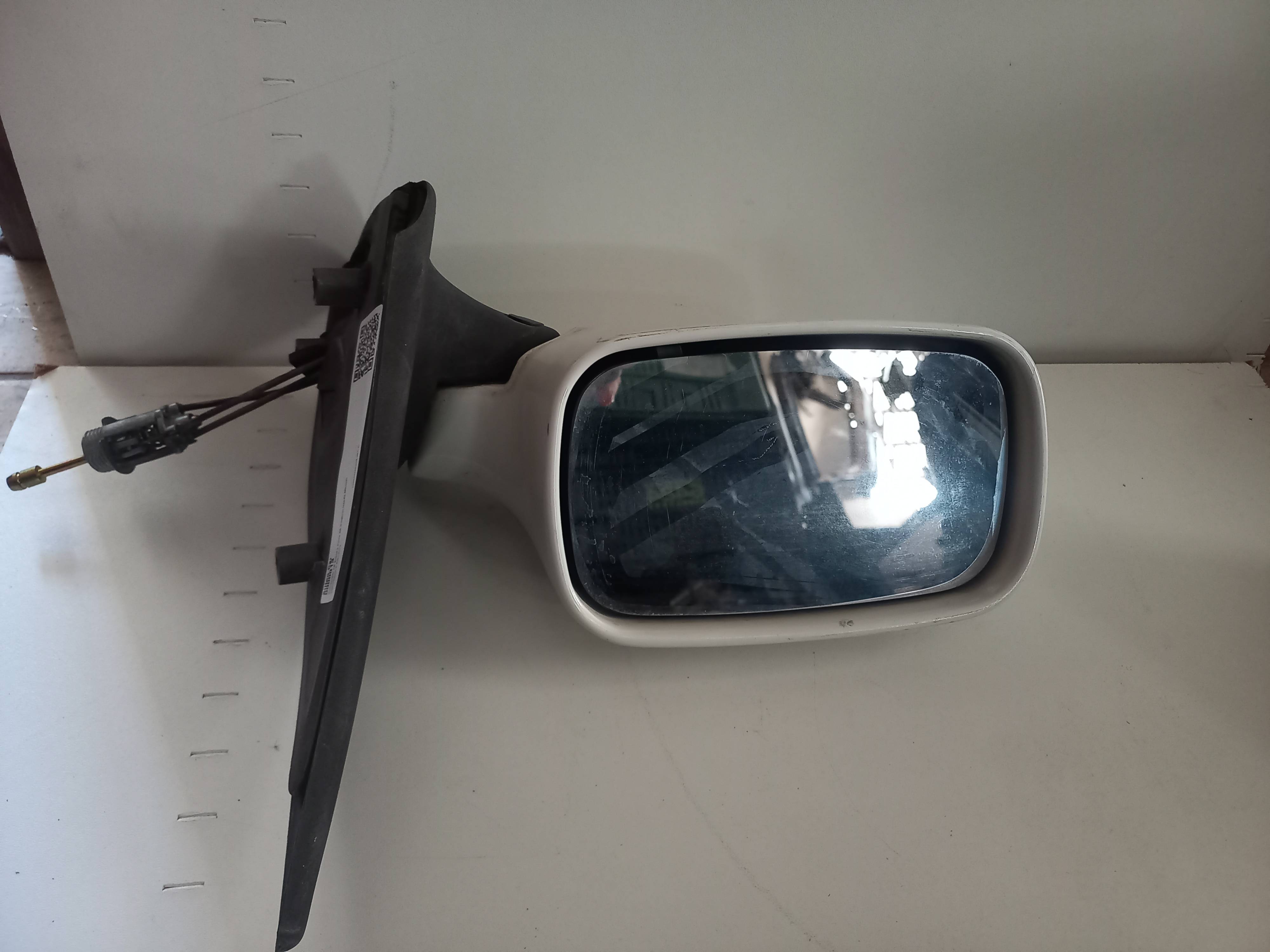 Retrovisor LE Branco Palio 98,Original,Usado,Manual - Imagem 3