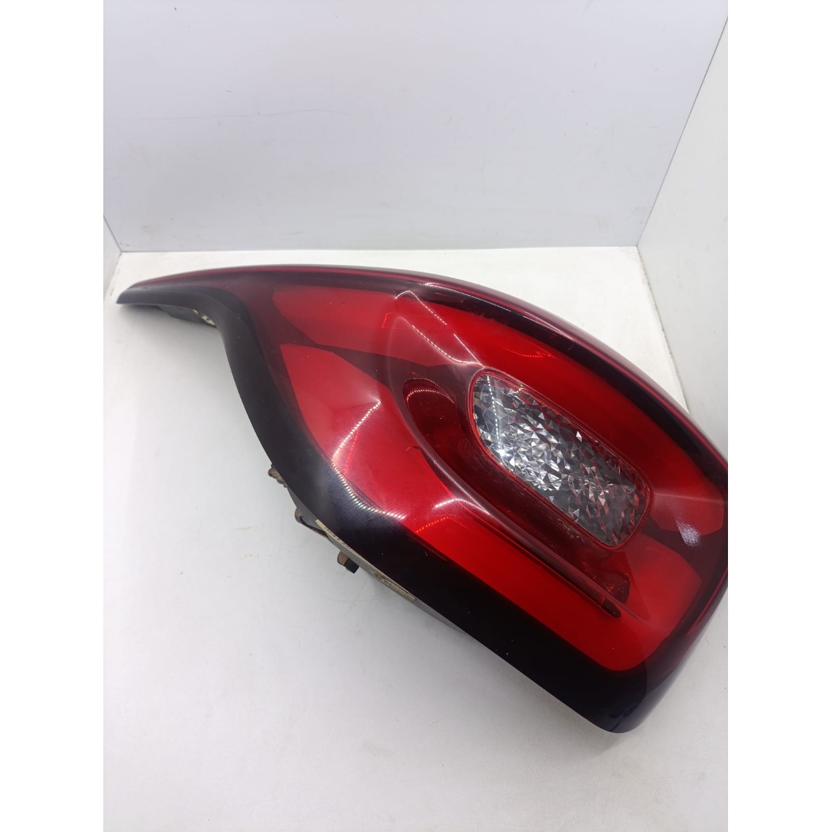 Lanterna Traseira Esquerda Fiat Toro - Imagem 5