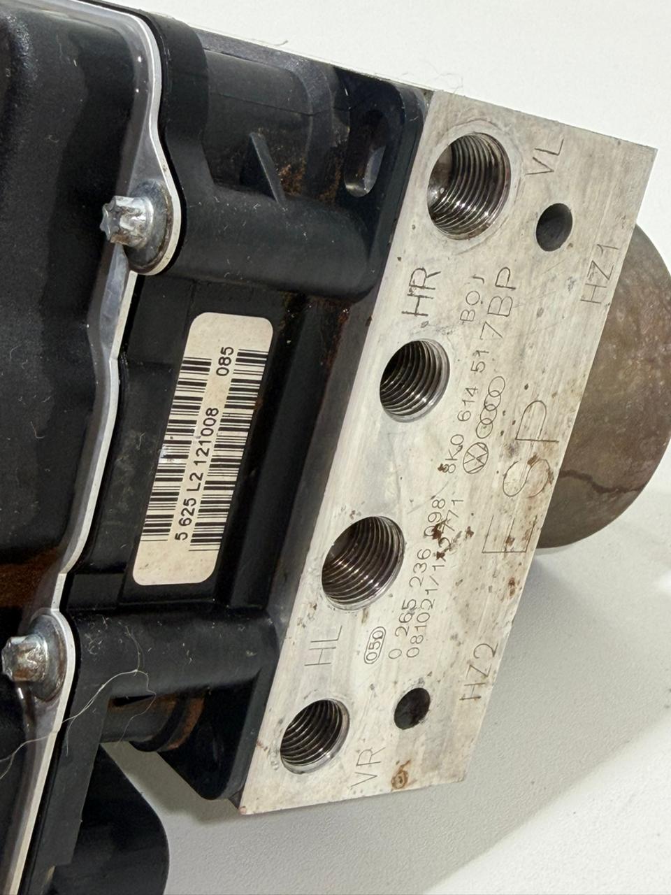 Módulo Freio ABS Audi A4 Avant 8K061451 - Imagem 4