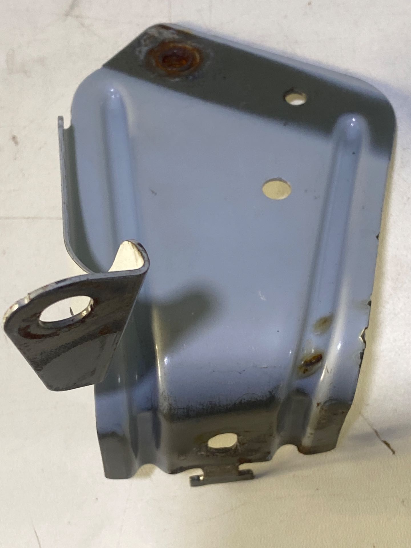 Suporte Trilho Superior  Porta Correr Master 2014 A2022 Orig - Imagem 1