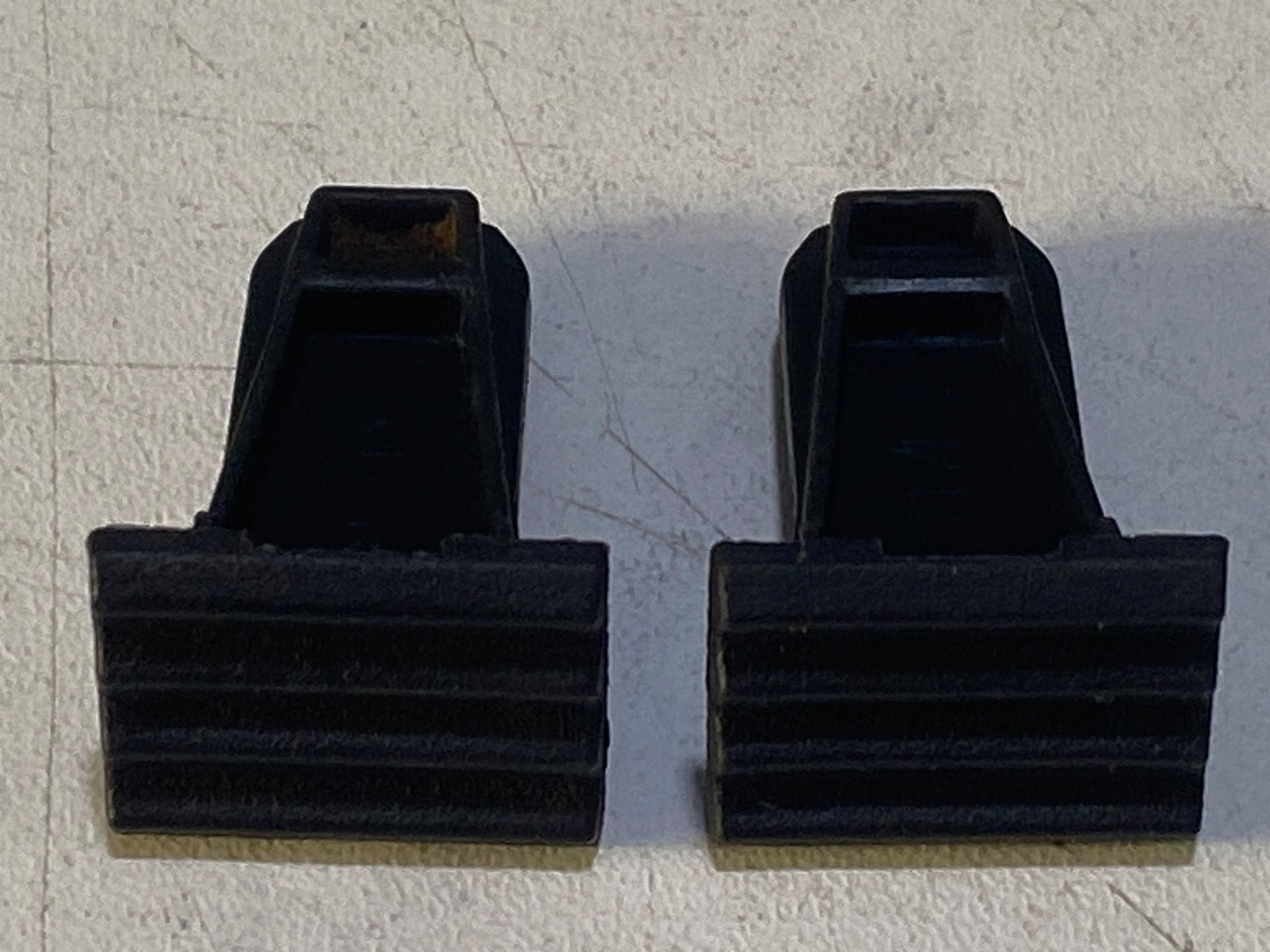 Par Grampo Moldura Parachoque Renault Master 2014/2022