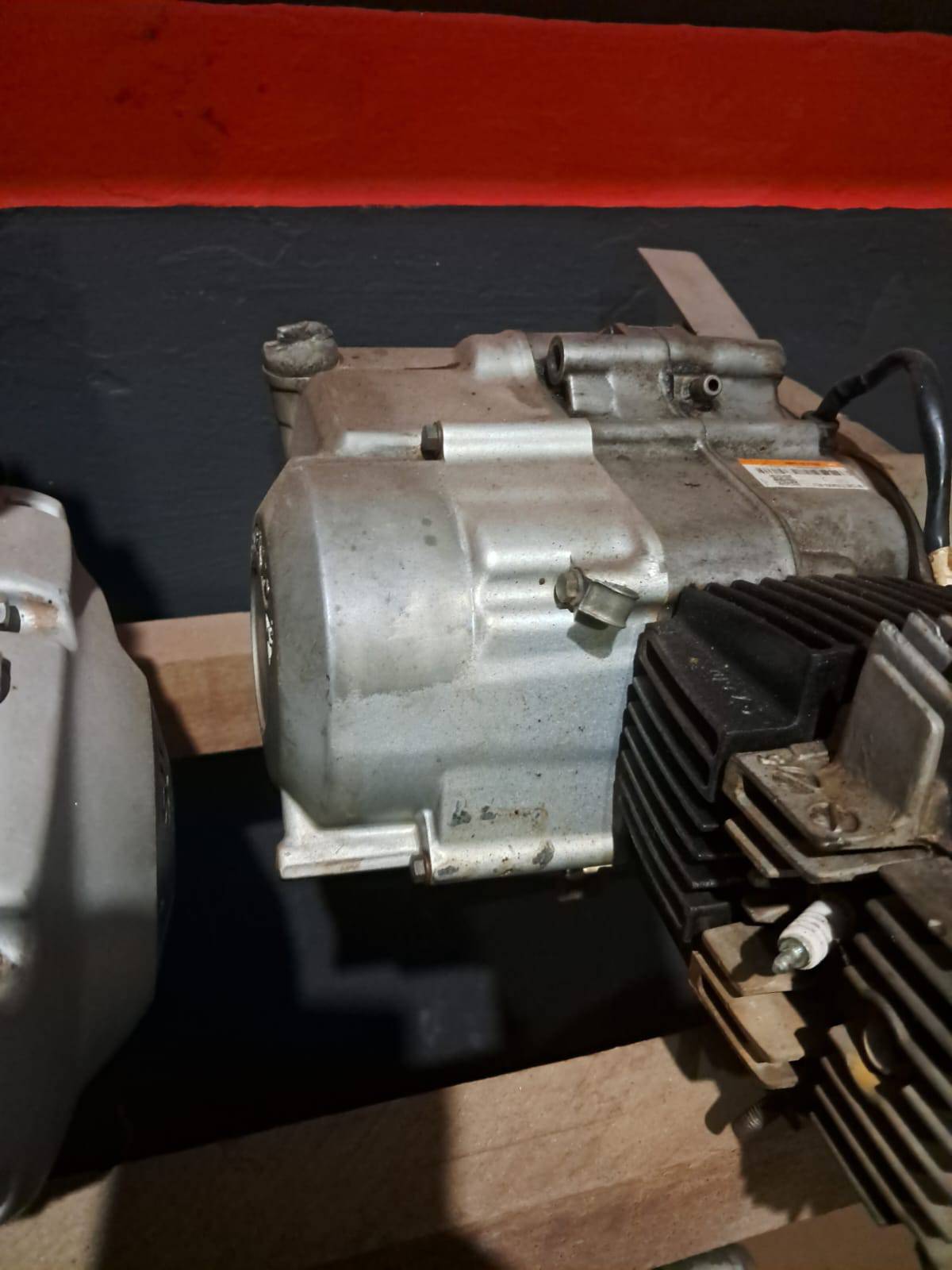 Motor Biz 100 2000 a 2004 - Imagem 2