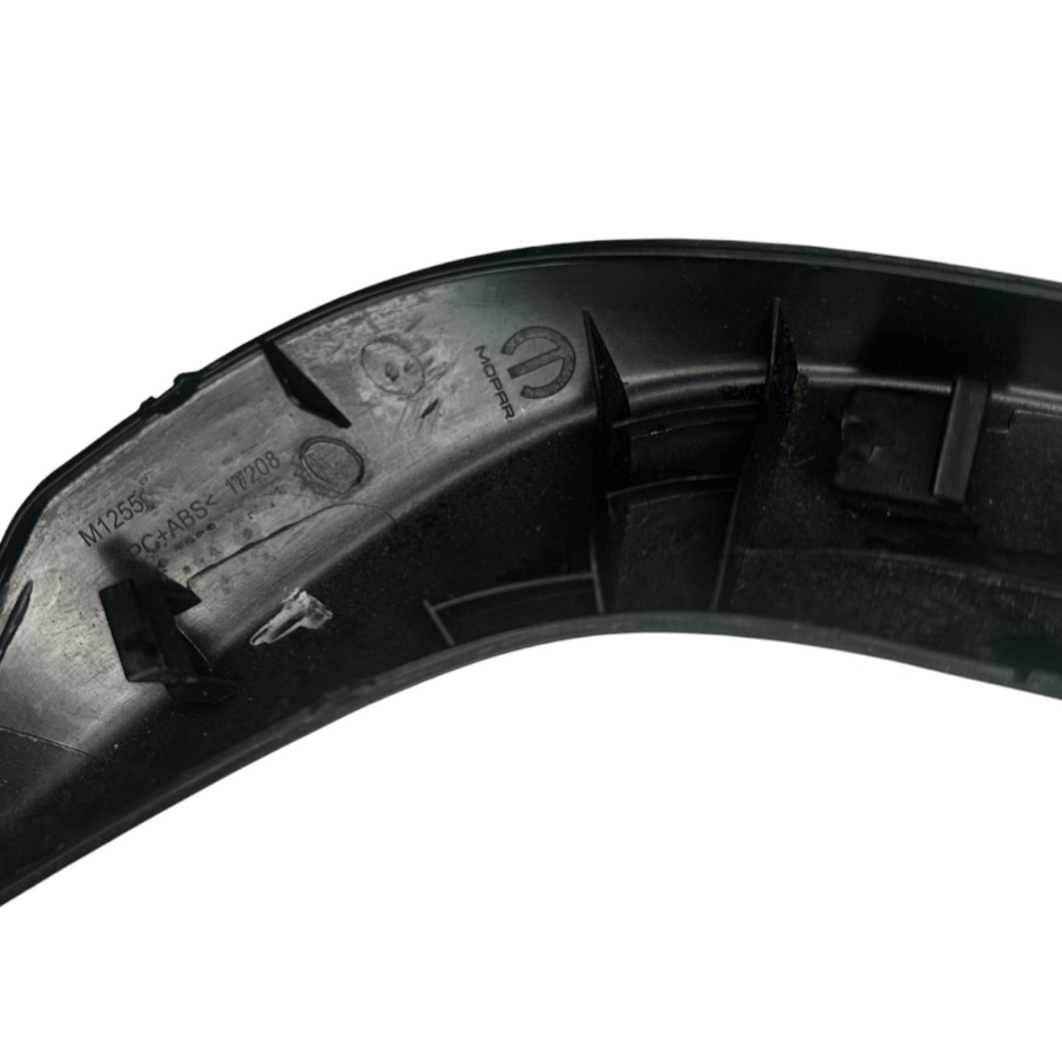 Moldura Do Puxador Do Forro De Porta Dianteira Do Fiat Argo Preto - Imagem 4