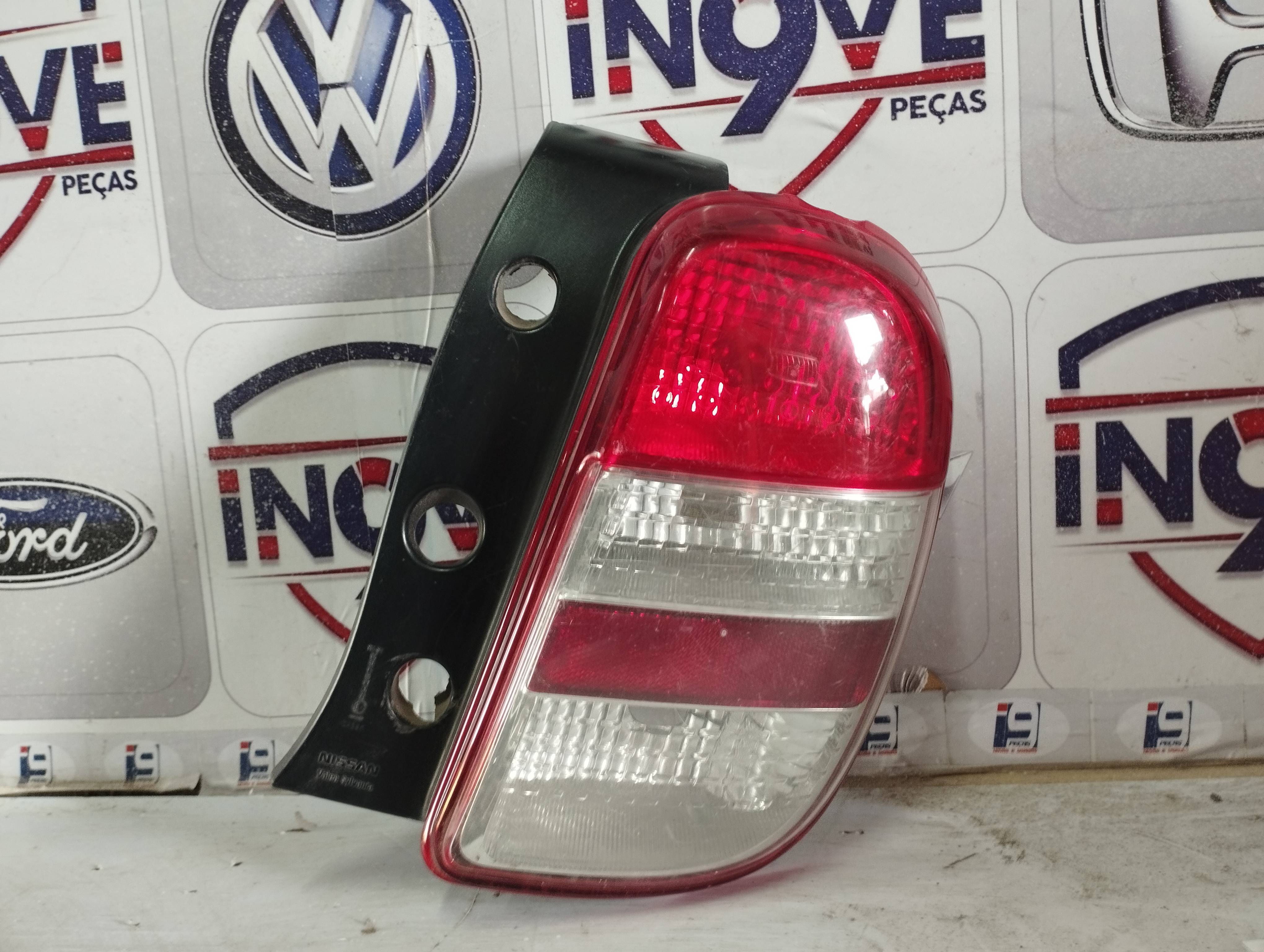 Lanterna Traseira Nissan March 2011-2019