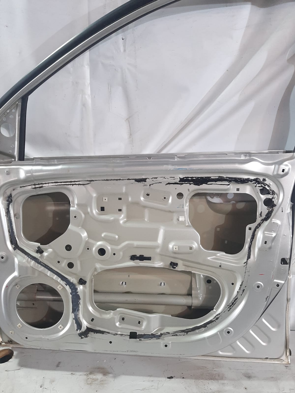 PORTA DIANTEIRA  PICANTO LADO DIREITO (PRATA) - Imagem 5