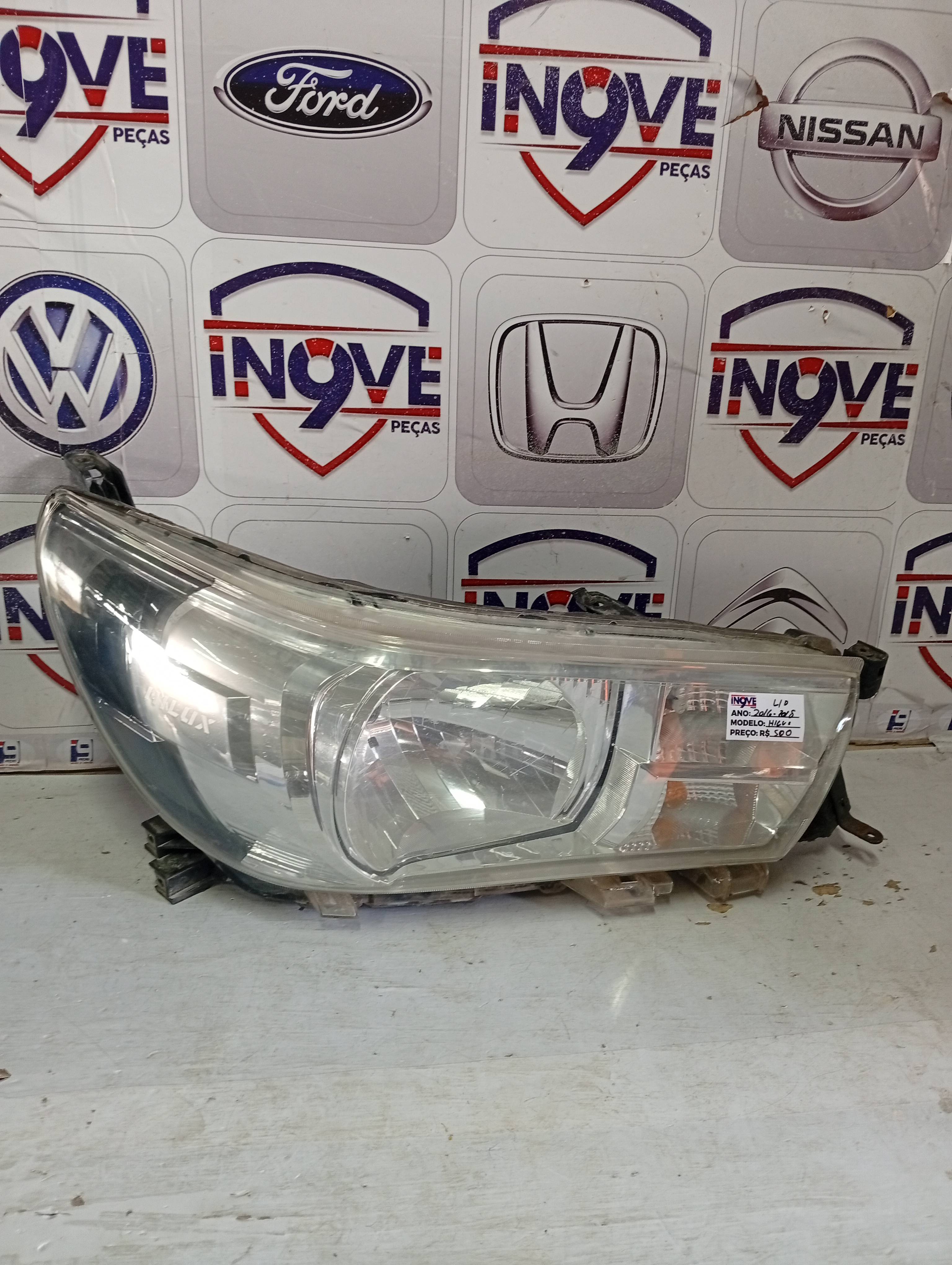 Farol Dianteiro Toyota Hilux 2016 a 2019