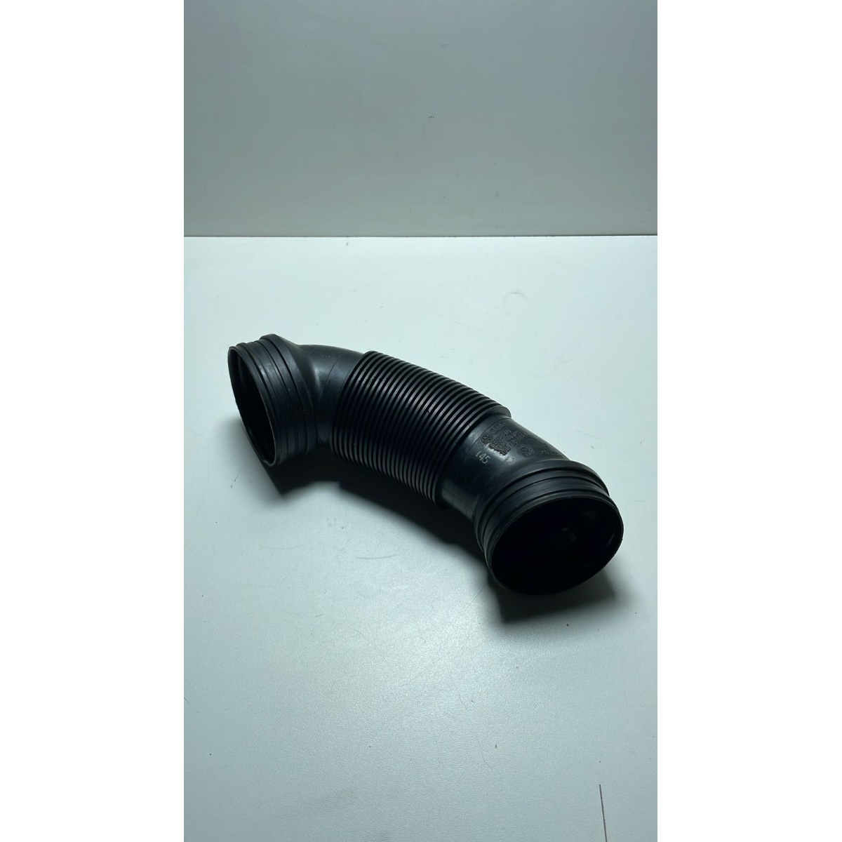 Mangueira Filtro Ar Vw Jetta 2.0 Tsi 2011-2018 1k0129684l
