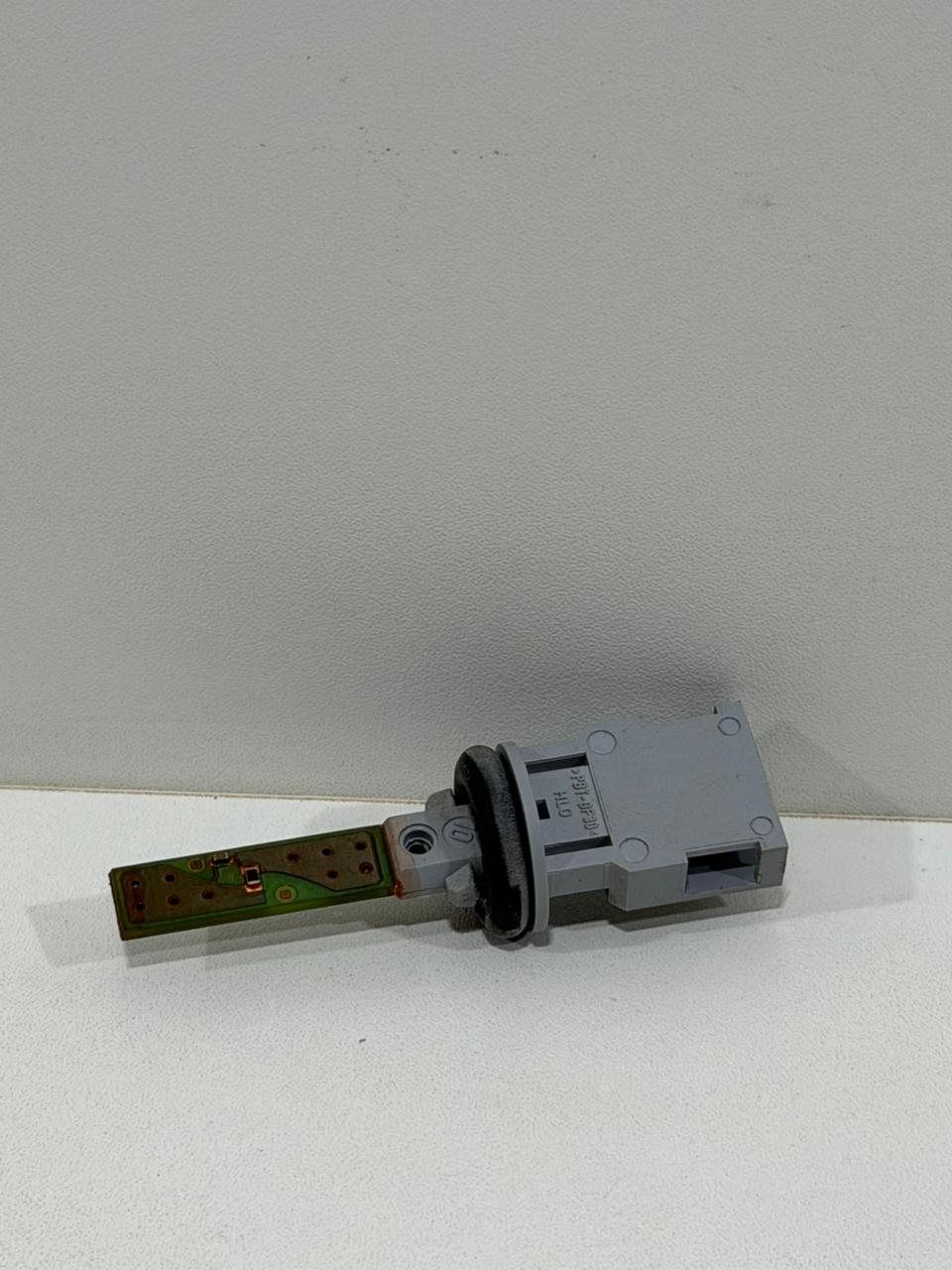 Sensor Temperatura Ar Condicionado Audi 1K0907543E - Imagem 4