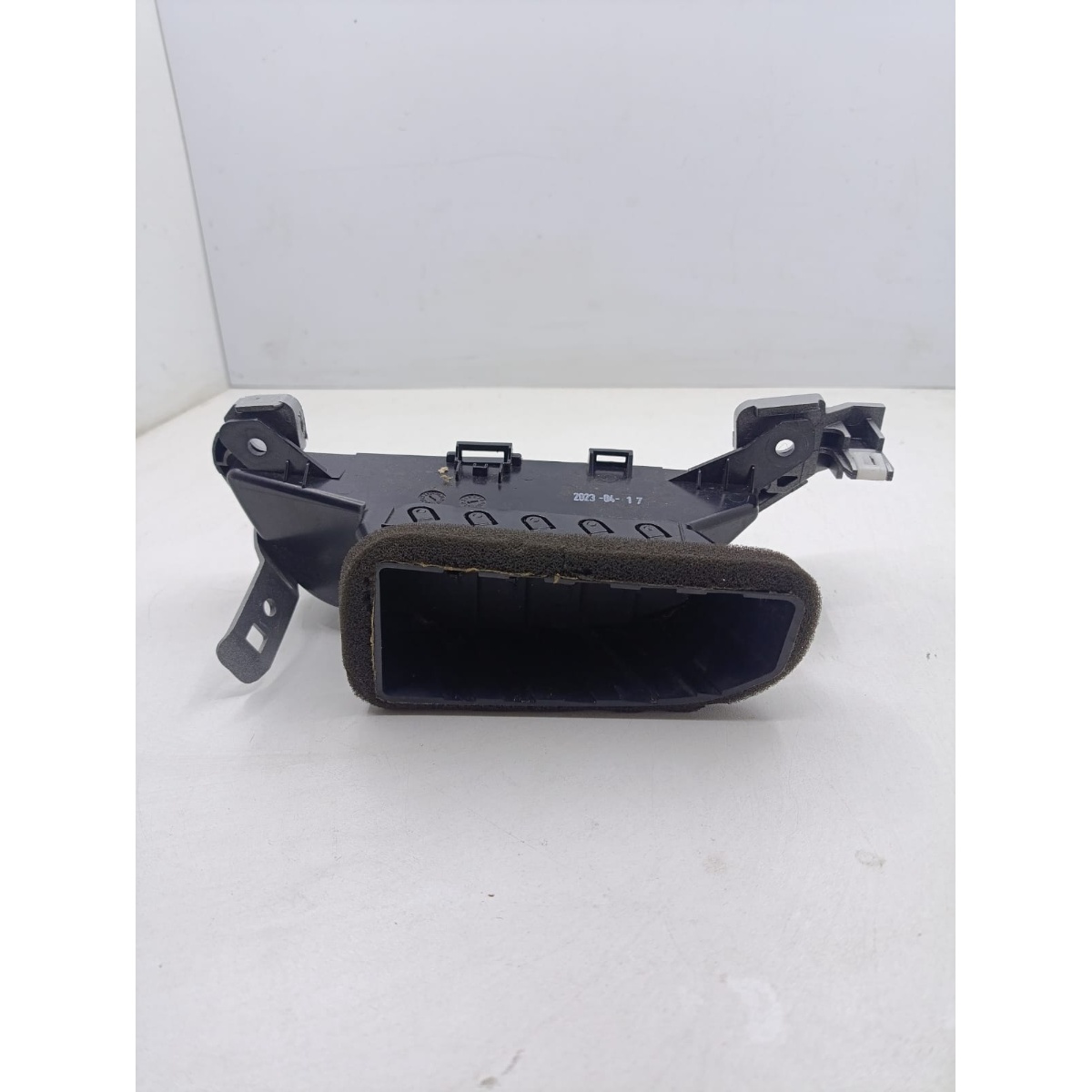 Difusor Ar Painel Direito Onix Tracker Original Gm 26240860 - Imagem 3
