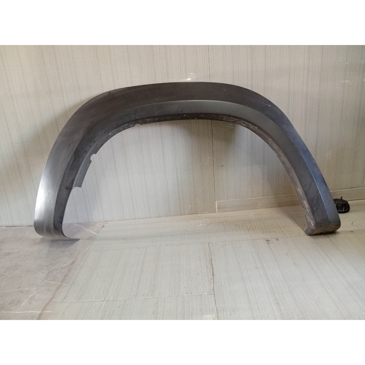 Moldura Traseira Mitsubishi L200 2024 Direita Original - Imagem 3