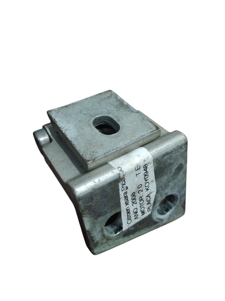 Dobradiça Porta Traseira Esquerda Xsara Picasso 2003/2008 - Imagem 2