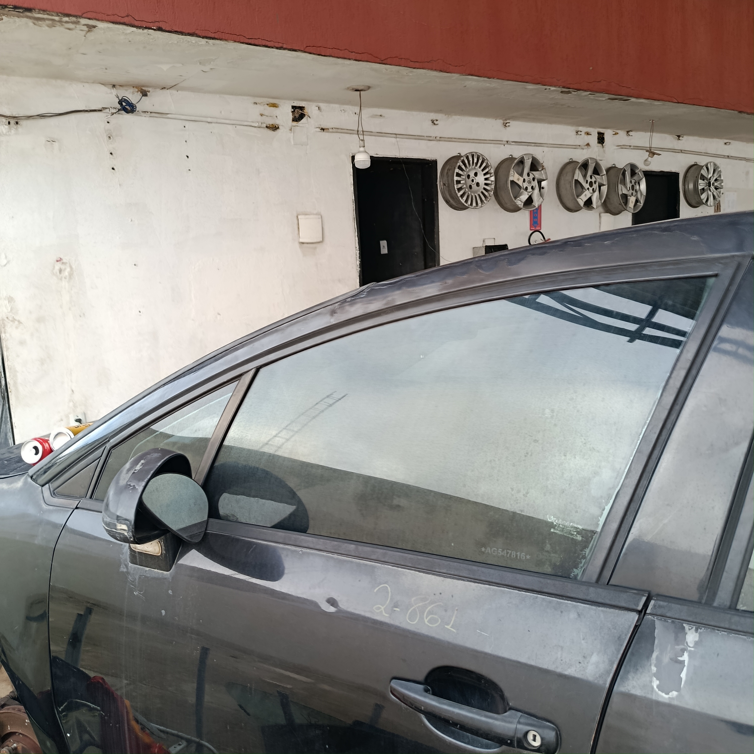VIDRO PORTA DIANTEIR ESQIERD CITROEN C4 PALLAS HATCH - Imagem 2