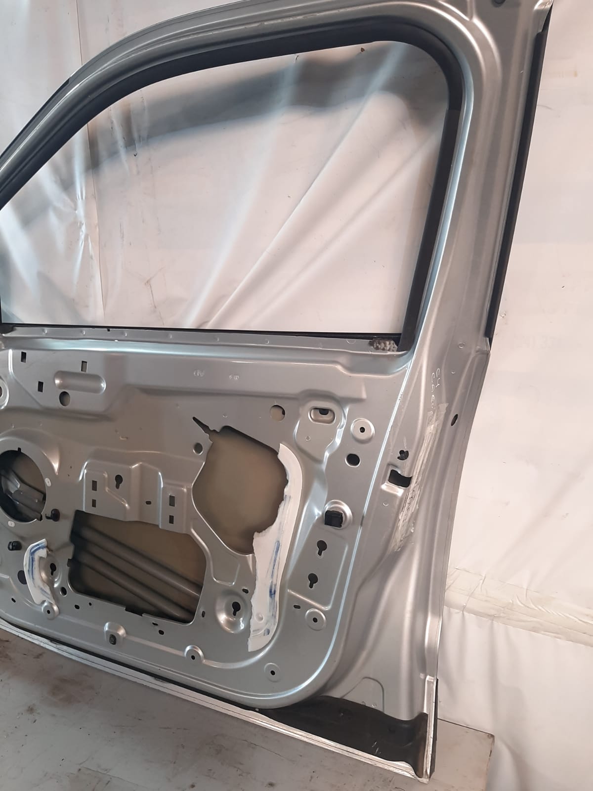 PORTA DIANTEIRA C4 CACTUS LADO DIREITO (PRATA) - Imagem 7
