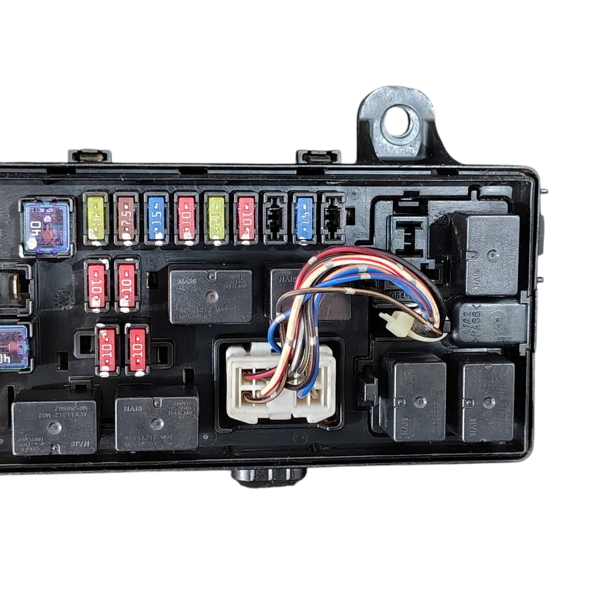 Caixa Fusivel Interna L200 Triton Pajero 08-17 PR06900000 - Imagem 2