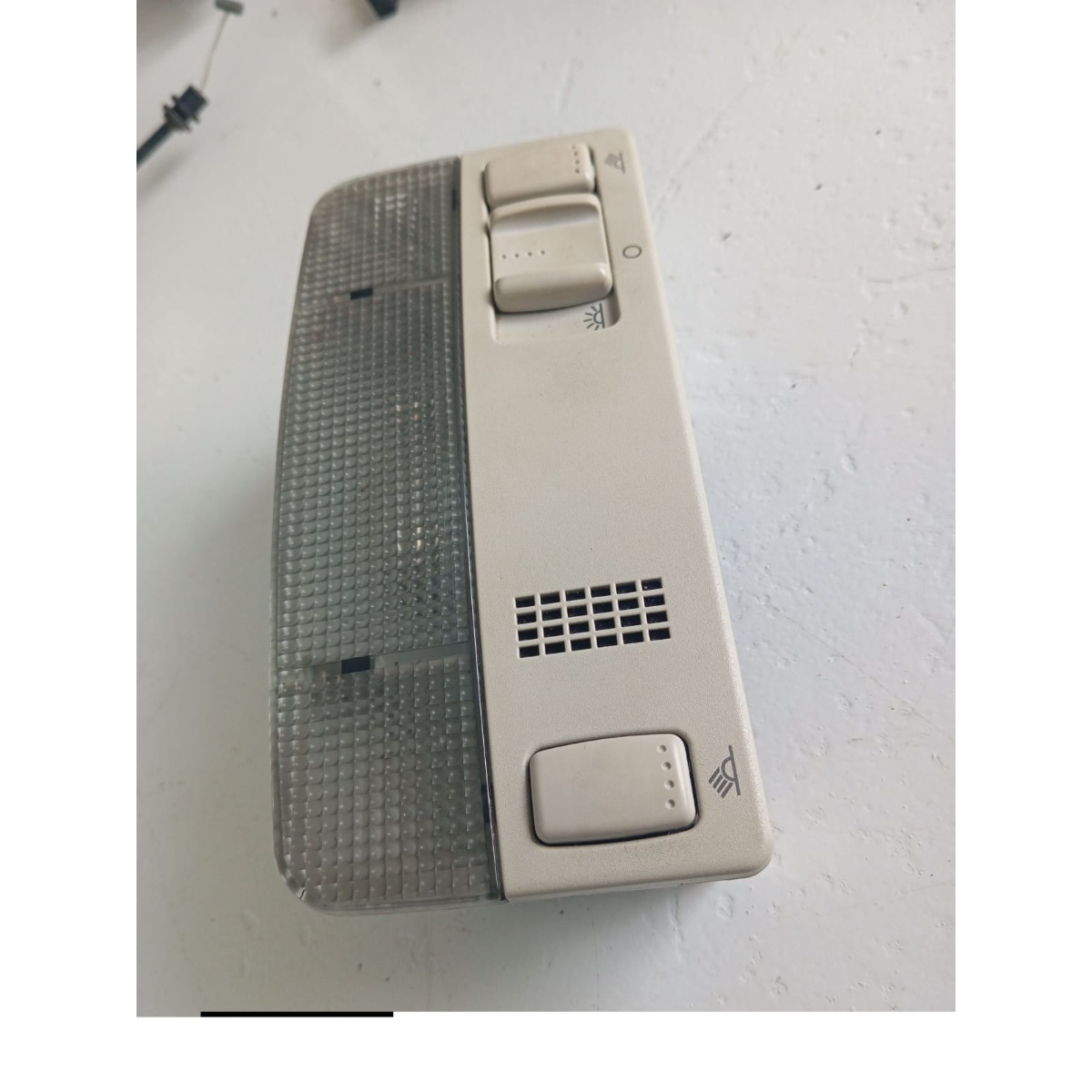 Luz De Cortesia Interna Golf 1998 - Imagem 10