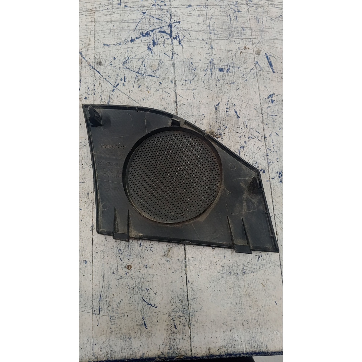 Grade Alto Falante Renault Kwid Preto - Imagem 2
