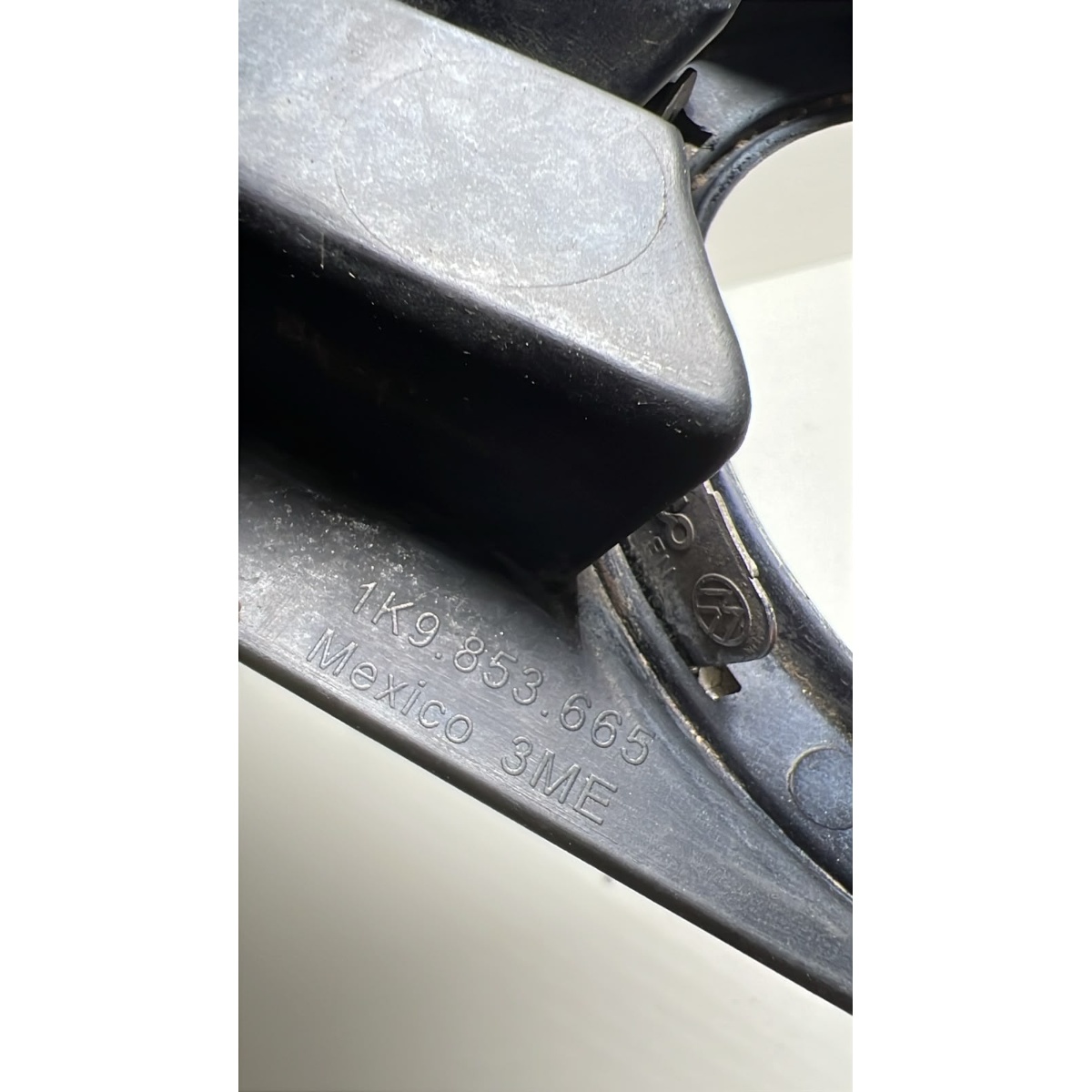 Moldura Milha L/Esq Jetta Variant Mk6 2010 a 2013 1k9853665 - Imagem 6