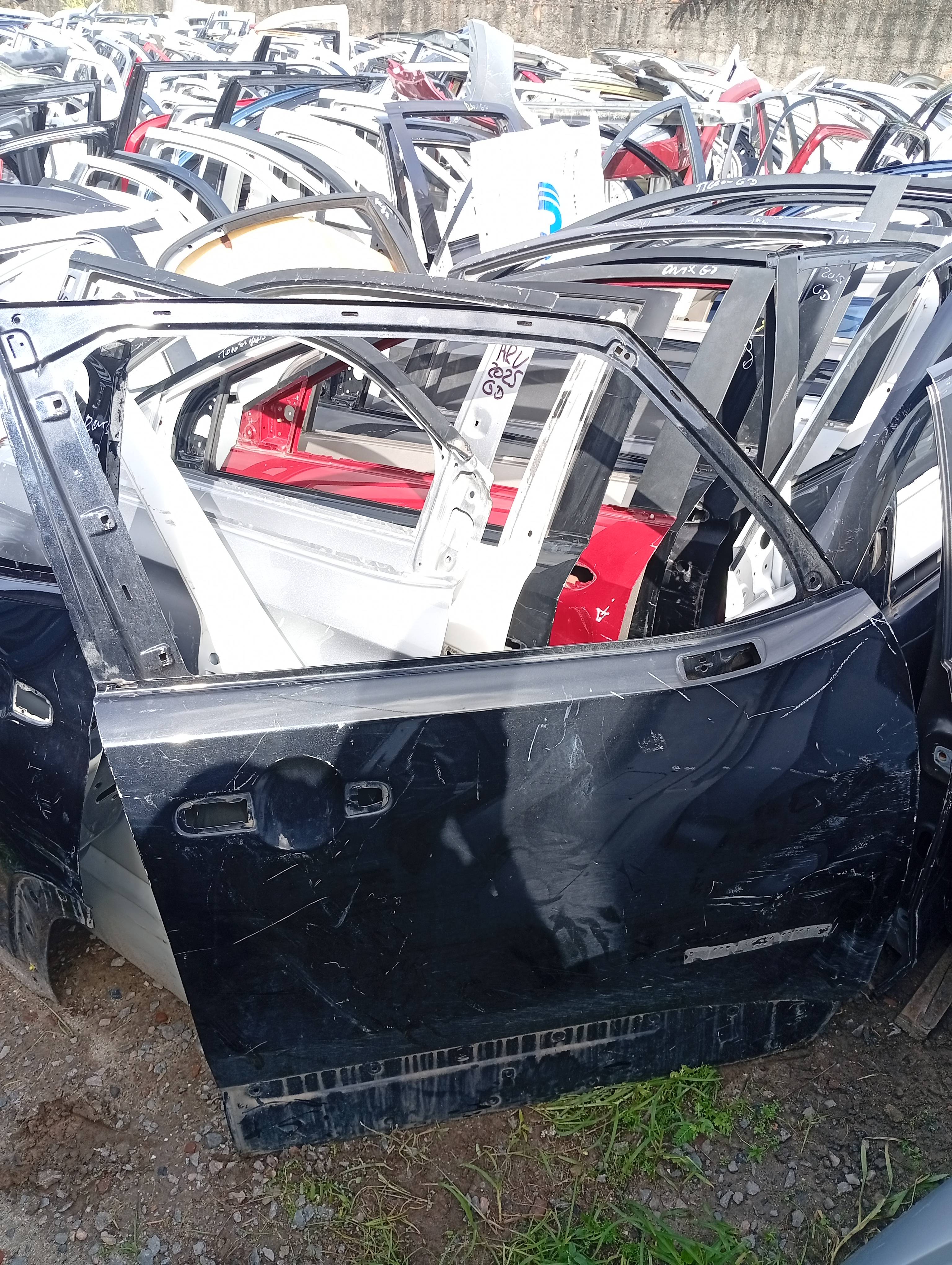 Porta Dianteira Direita Jeep Renegade 2016 a 2022
