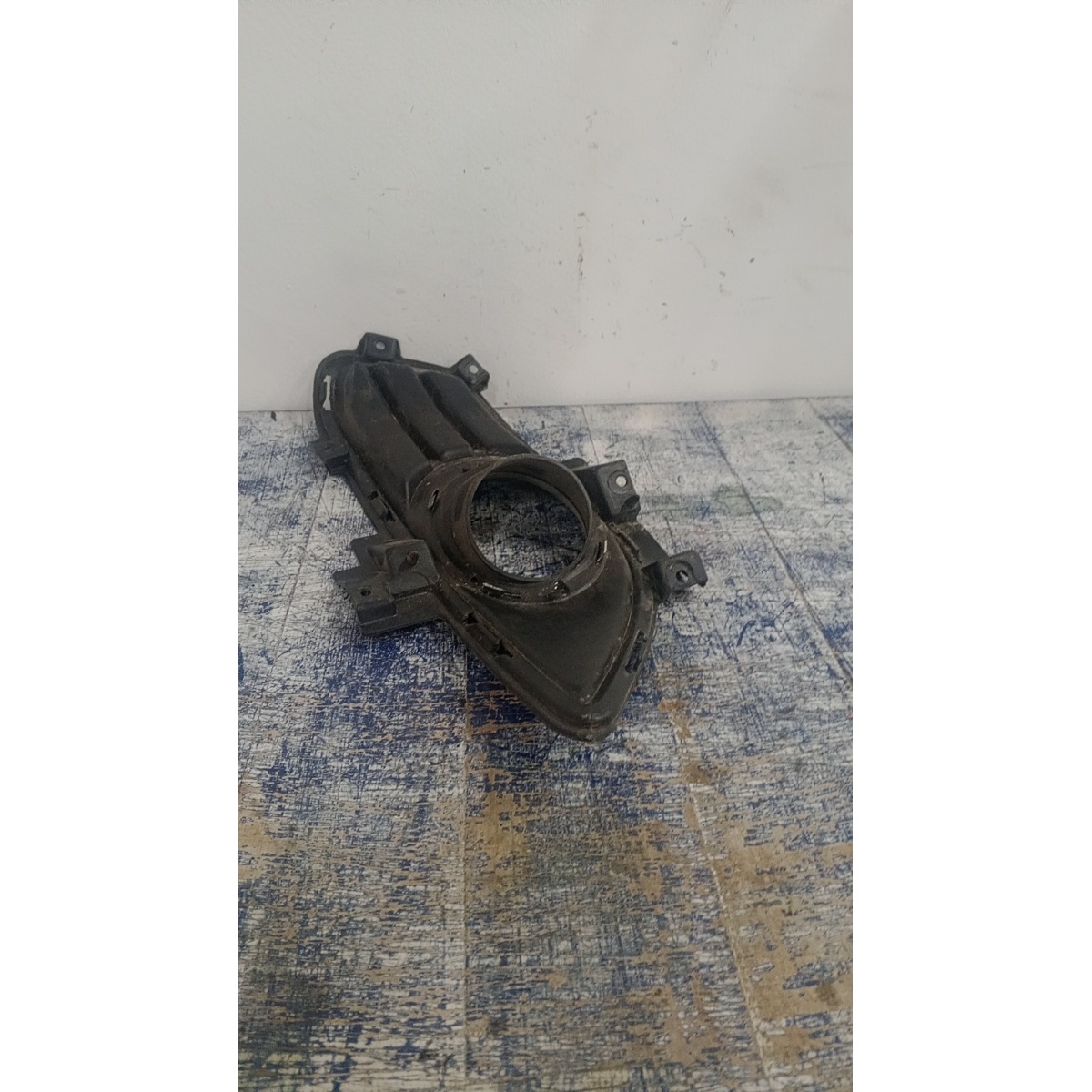 Moldura Do Farol De Milha Lado Direito Ford Fusion - Imagem 3