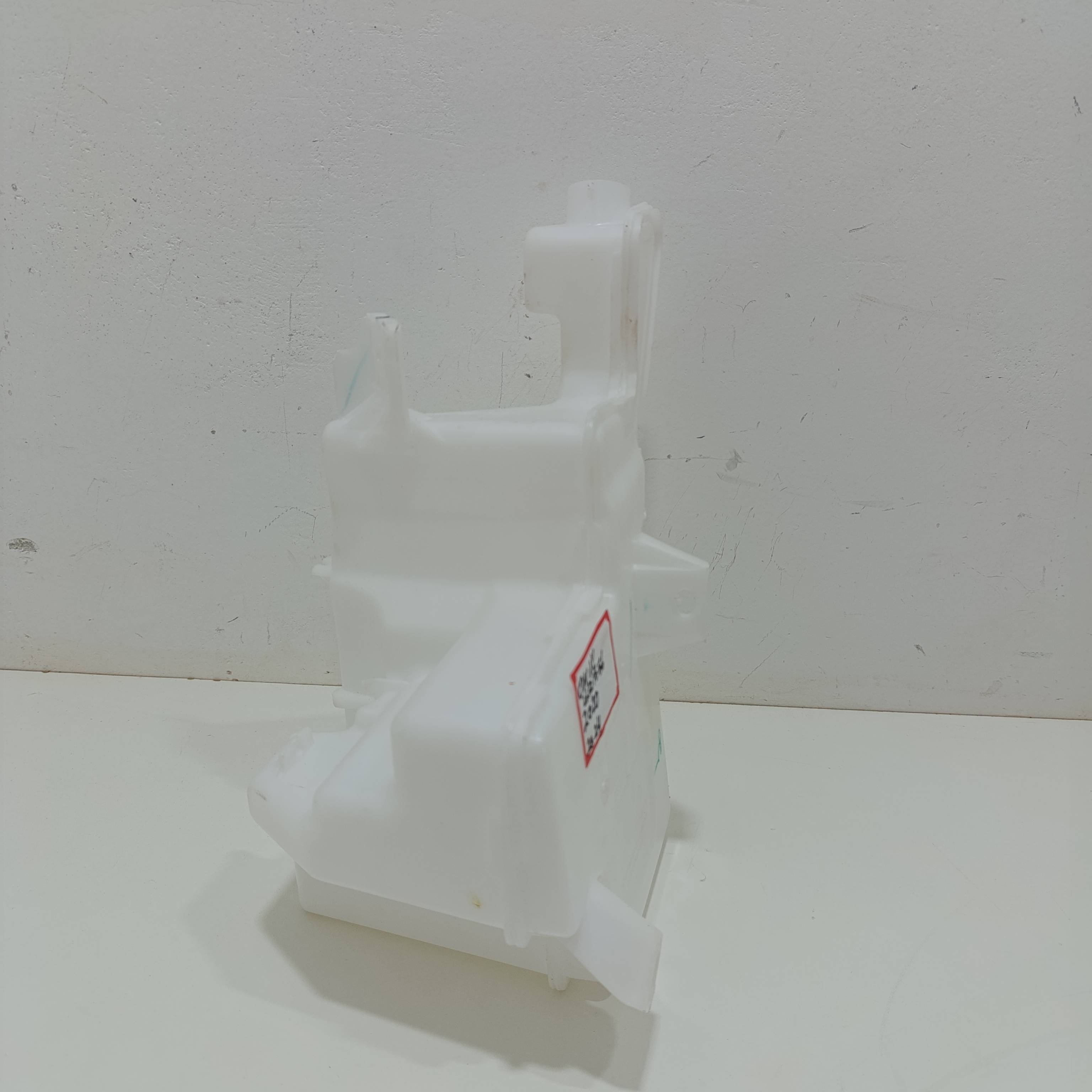 Reservatório Água Parabrisa Onix 2020 A 2024 - Imagem 5