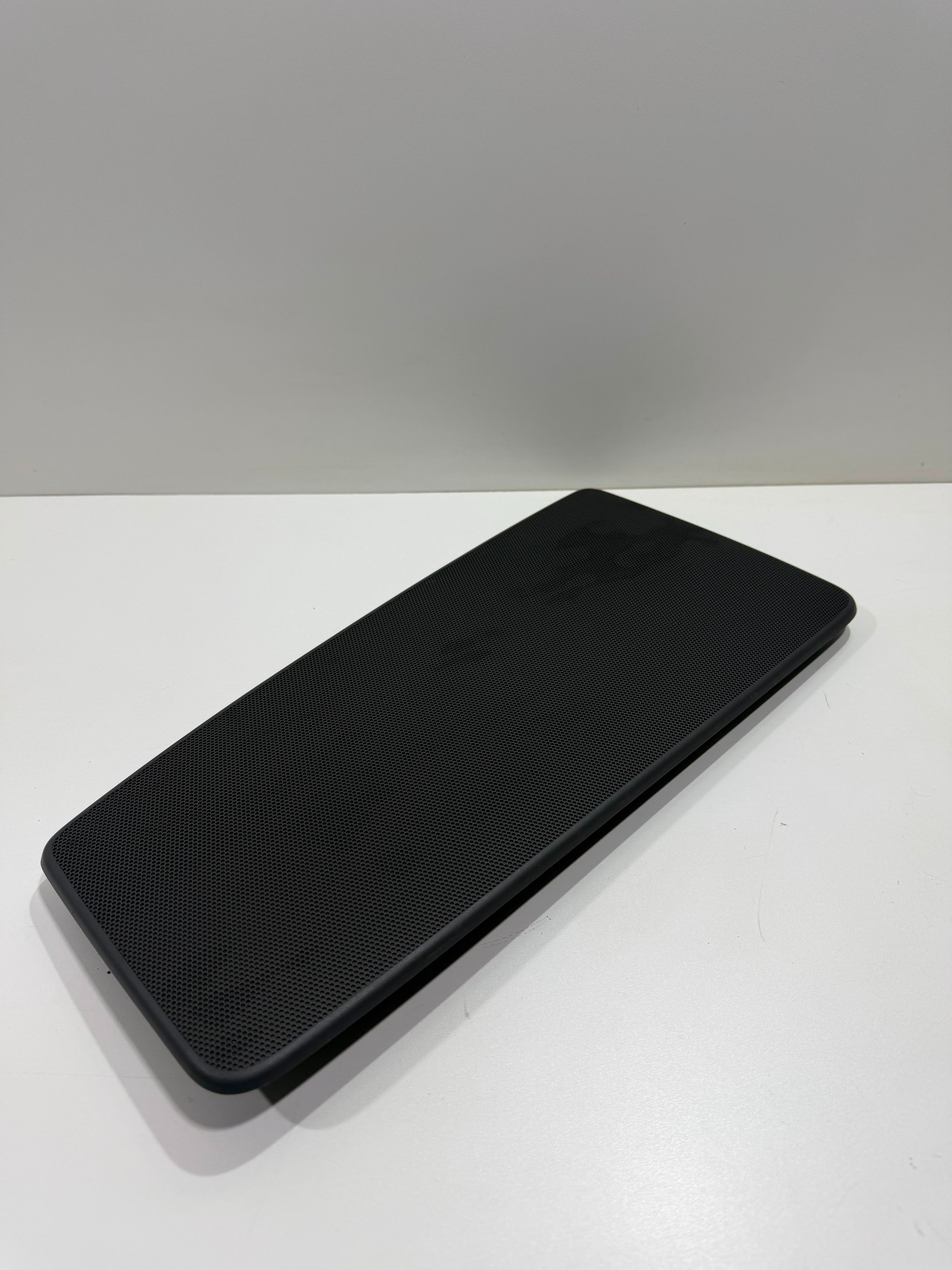 Tela Alto Falante Tras Dir Bagagito Audi A3 2015 8v5035406 Preto - Imagem 3