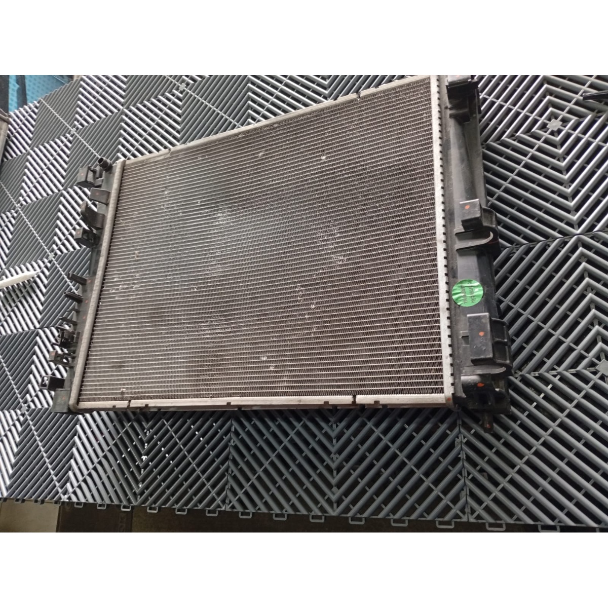 Radiador Kardian 1.0 12V H5D 214106201R - Imagem 2