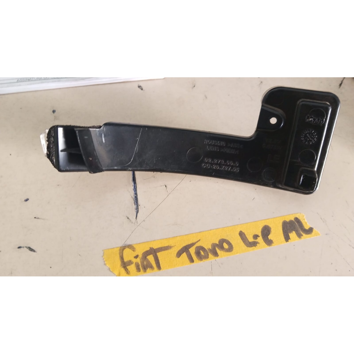 Seta Do Retrovisor Lado Esquerdo Fiat Toro Transparente/preto - Imagem 2
