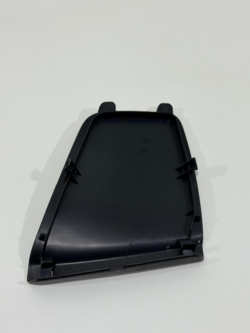 Acabamento Esquerdo Porta Malas Audi A3 8V4867657 - Imagem 3