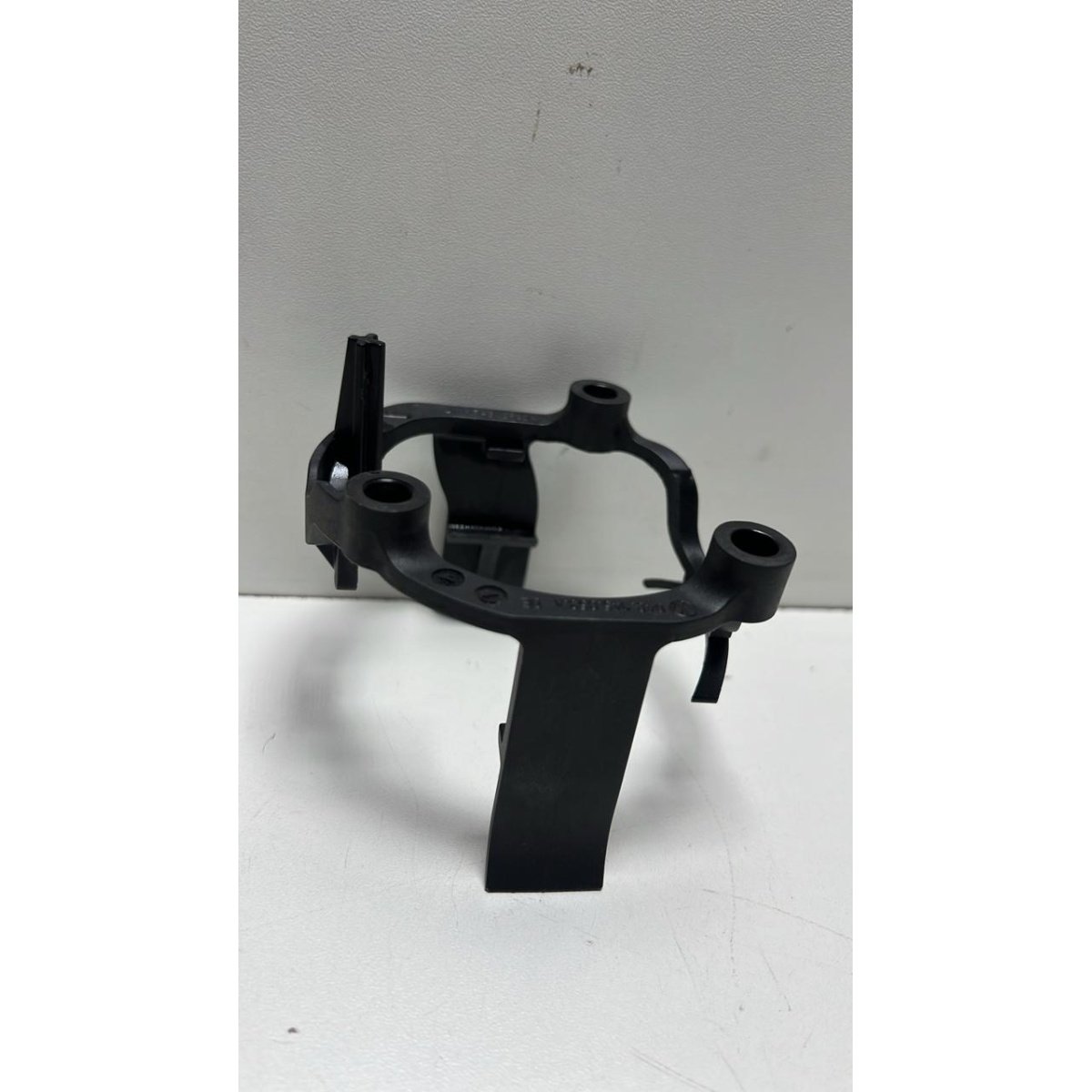 Suporte / Trava Do Tbi 1.0 Tsi Polo Nivus 04c145853a 2018-24