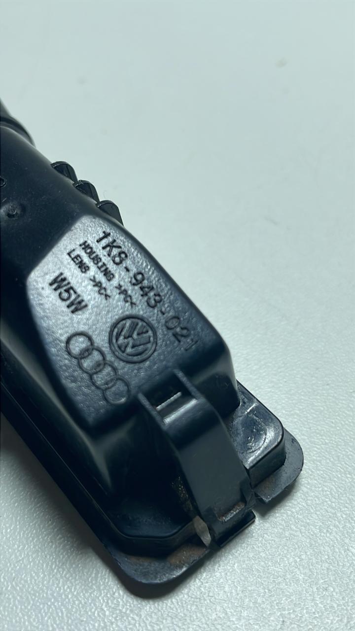 Lanterna Luz Placa Vw Polo 2018 a 2024 1k8943021 - Imagem 5