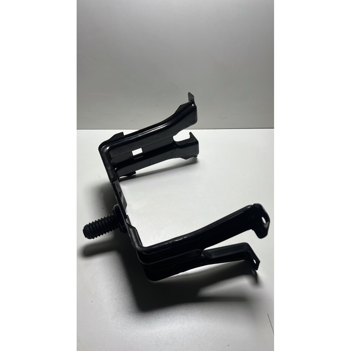 Suporte Fixação Estepe Audi A4 2.0 2010 8k0802715a - Imagem 2