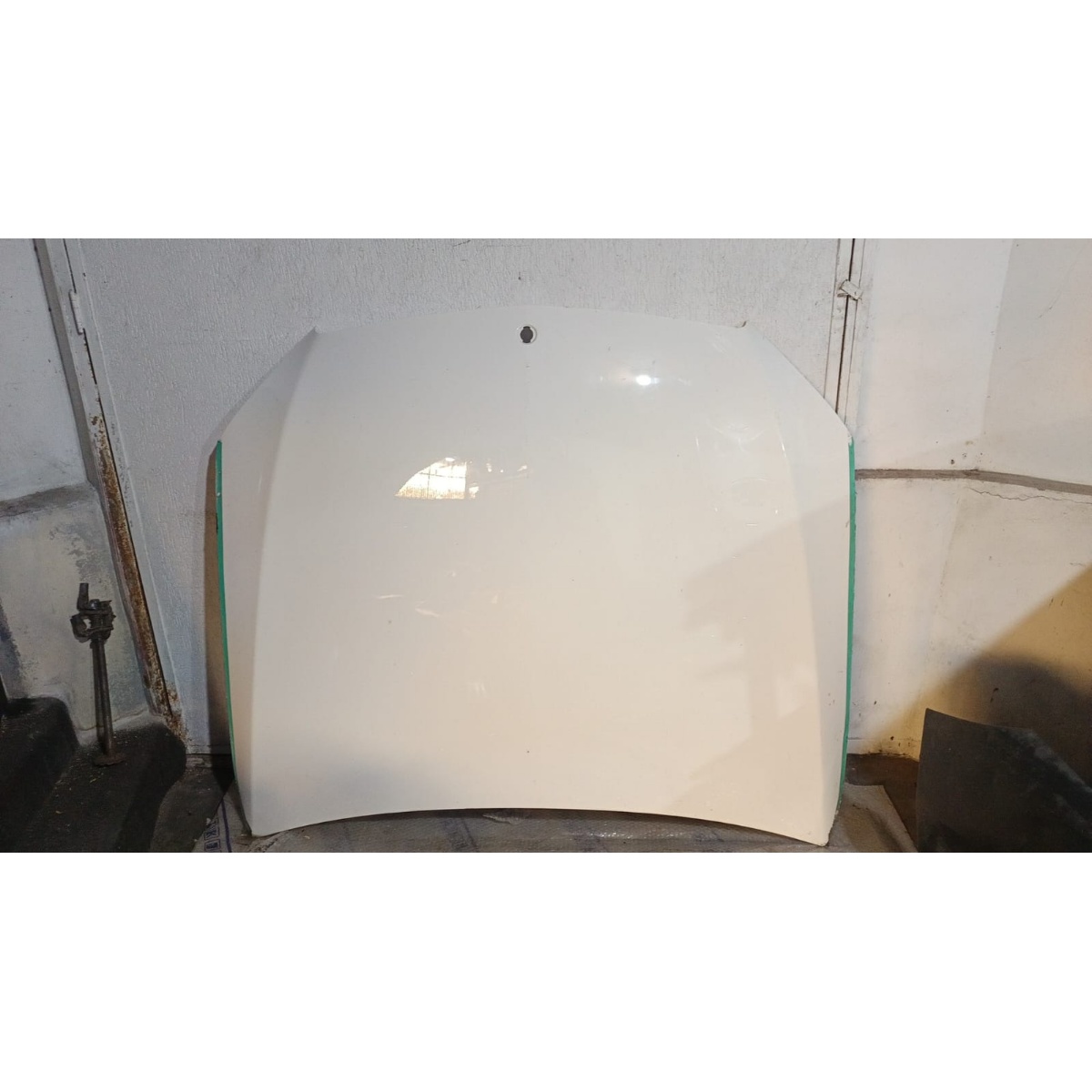 Capô Mercedes Benz C180 C200 2015-2019 Original 22181161310