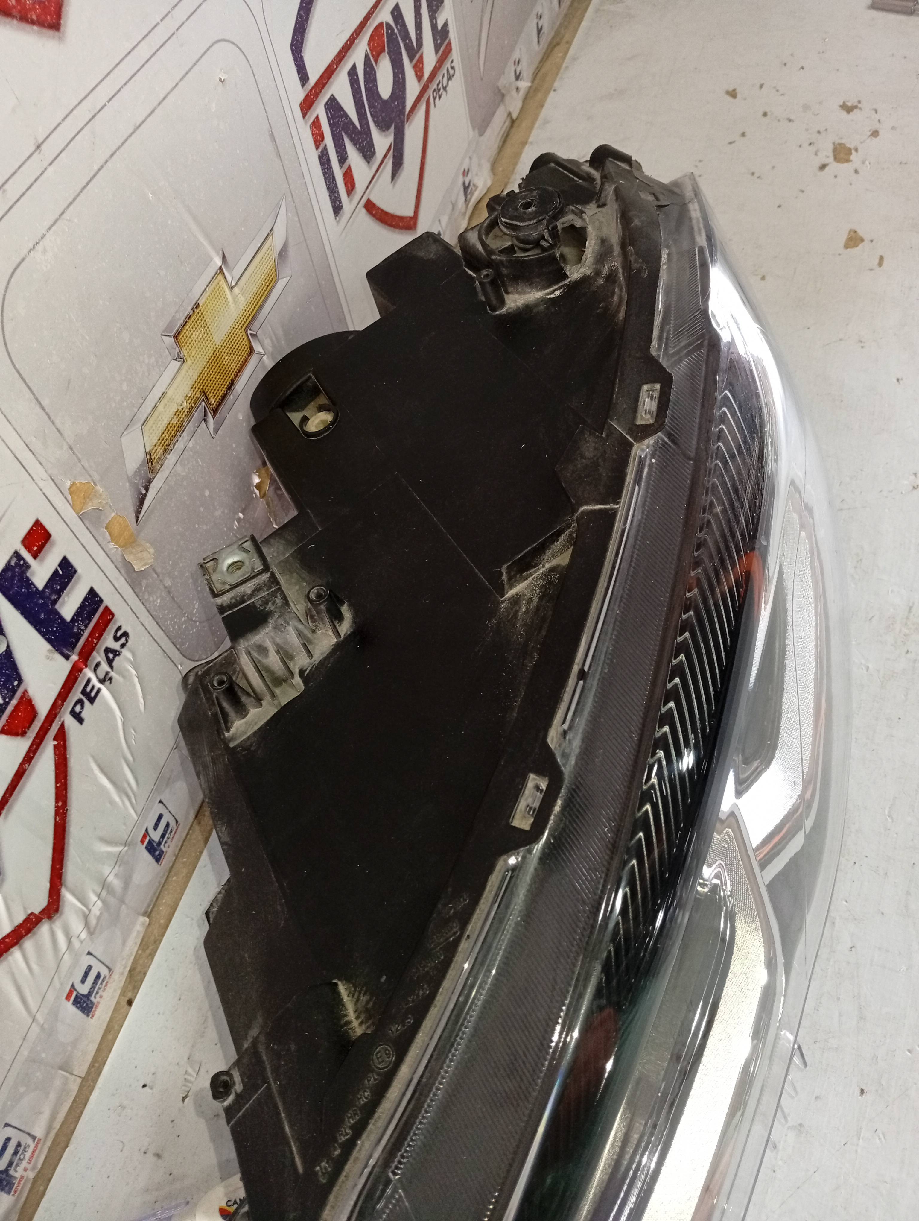 FATOL VWPOLO/VIRTUS Lado Esquerdo 2024 LED - Imagem 4