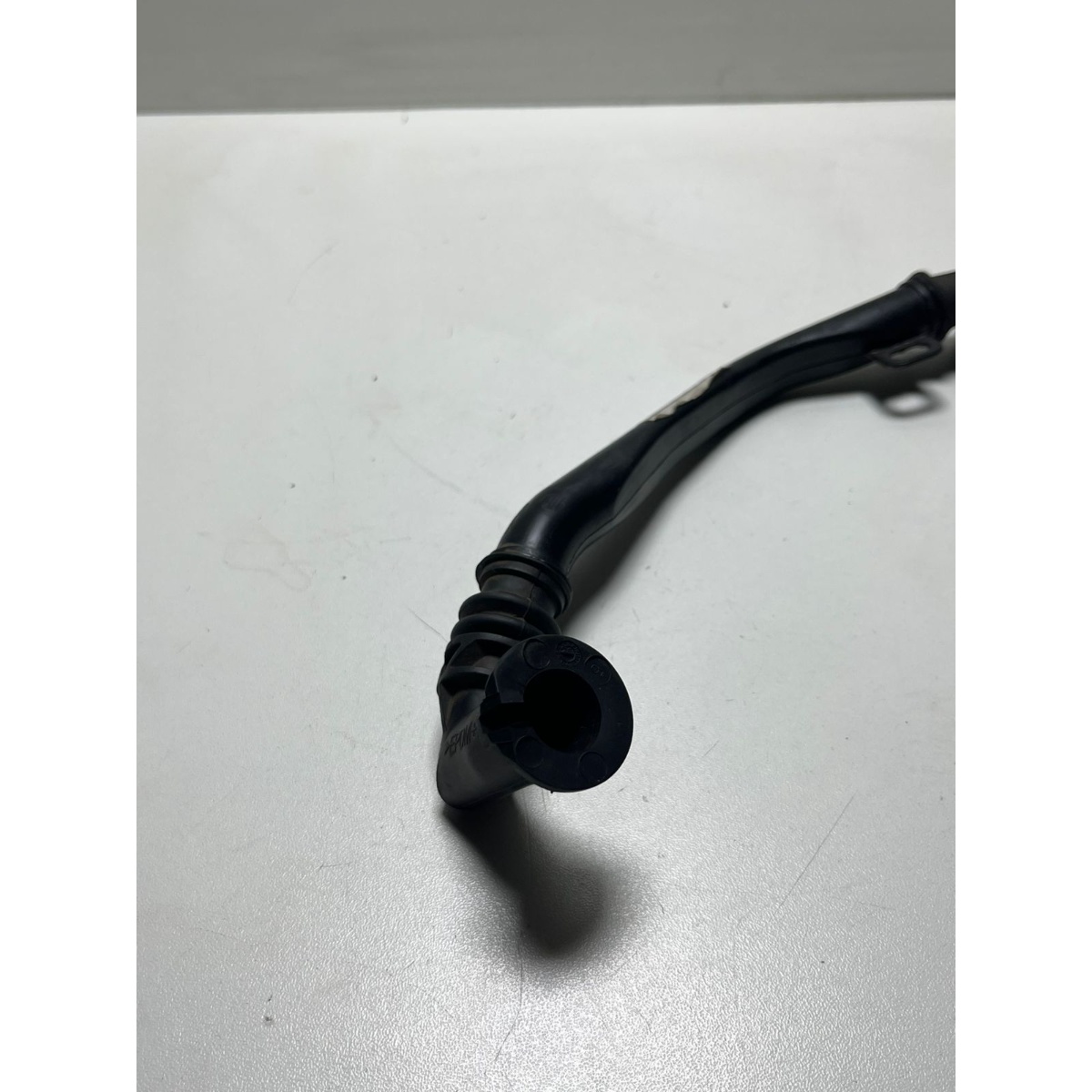 Duto Mangueira Dreno Caixa Tiguan Tsi 1k1260113d (usado) Preto - Imagem 4