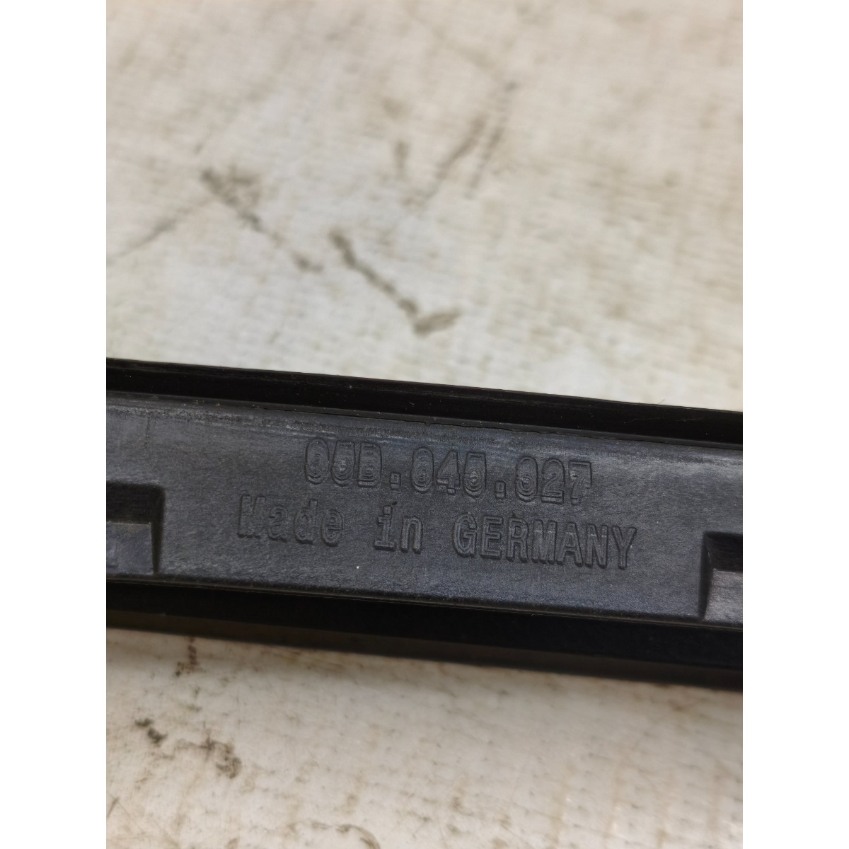 Friso Parabrisa Porsche Macan Esq 15/24 95B845327 C/Detalhe - Imagem 4