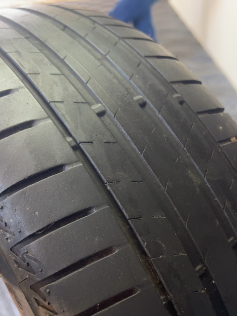 PNEU ARO 17 205/55 BRIGESTONE - Imagem 2