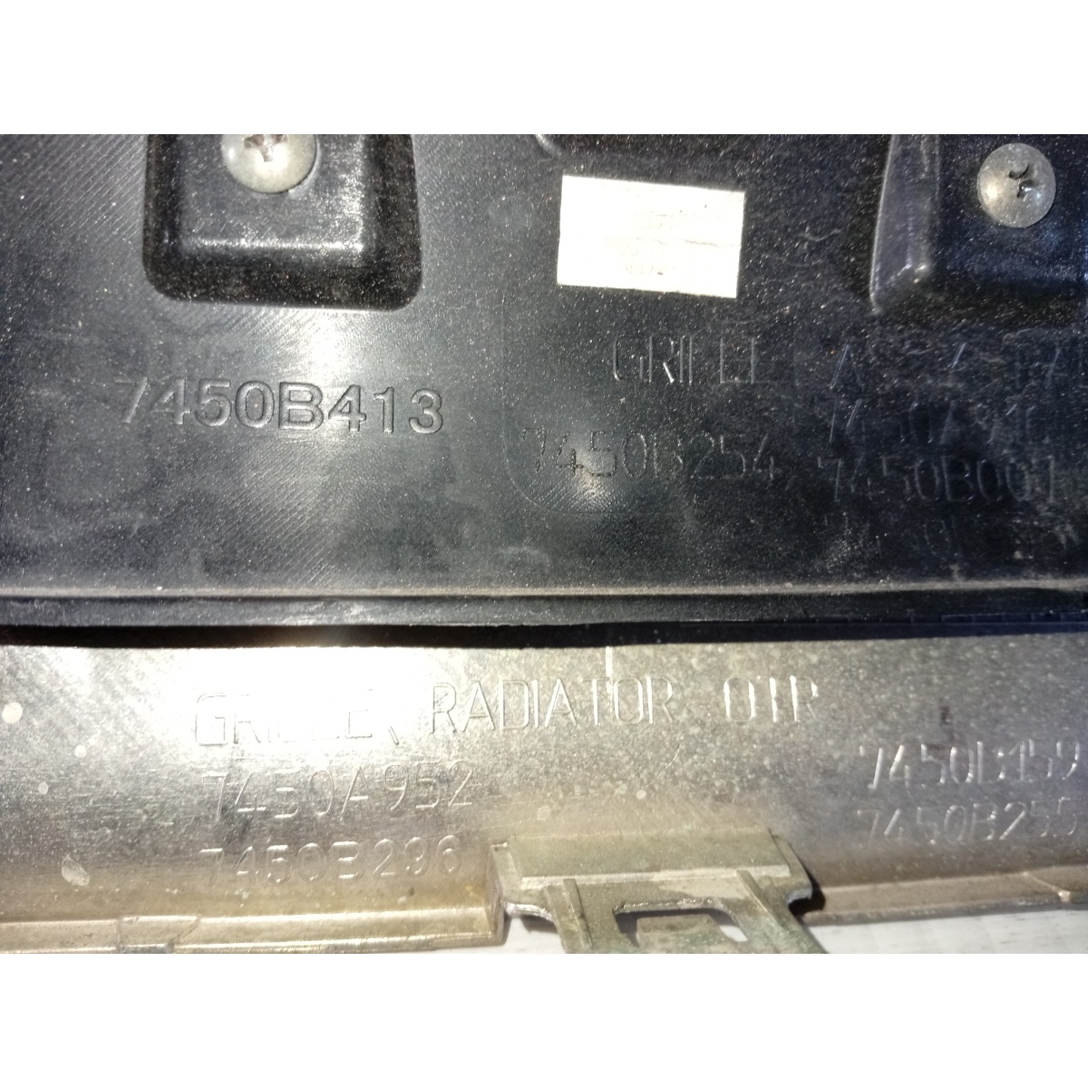 Grade Frontal Mitsubishi L200 16/18 Original - Imagem 10