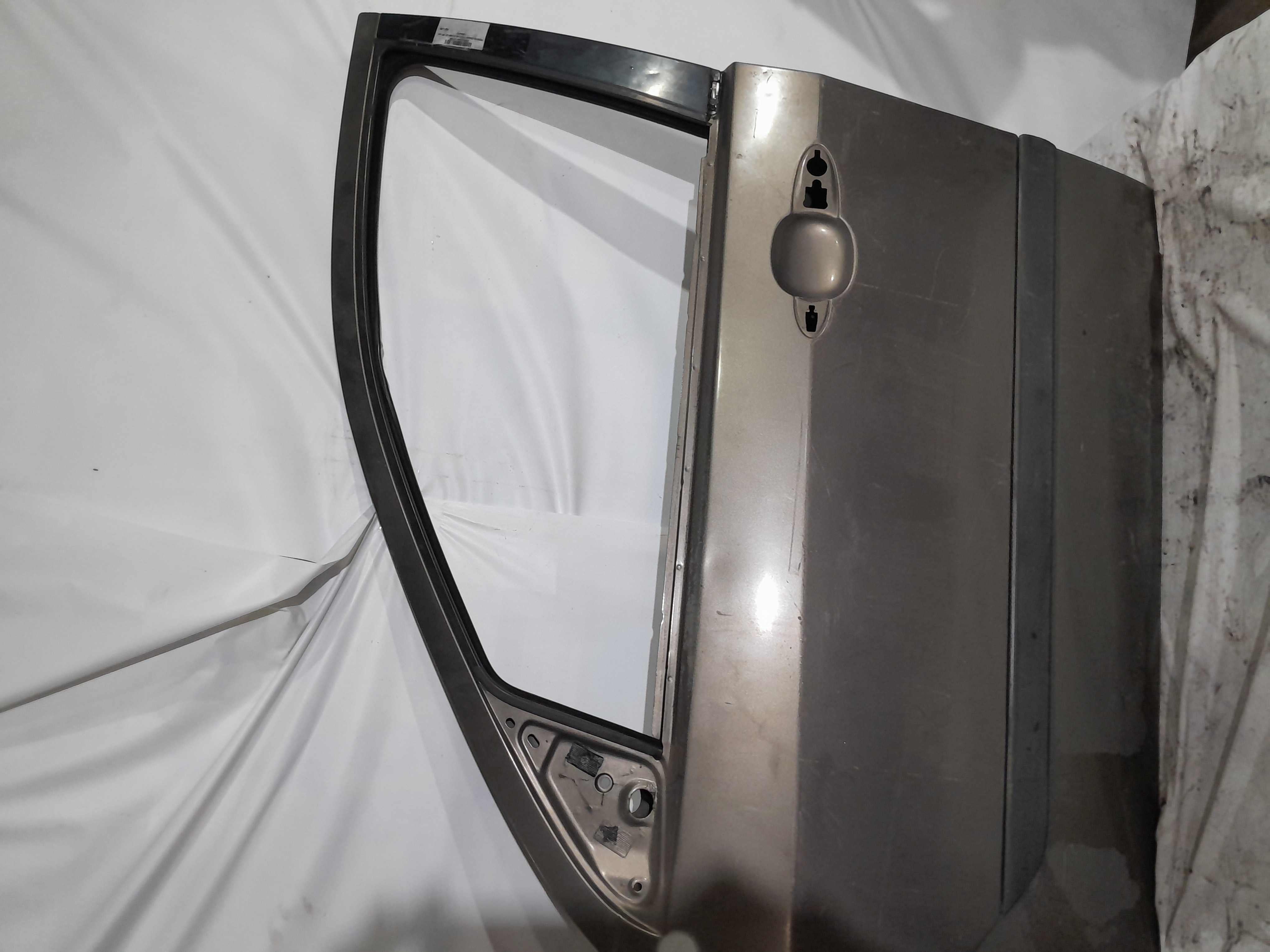 PORTA DIANTEIRA LE FORD FOCUS  2001/2008 4 PORTAS (DOURADA)