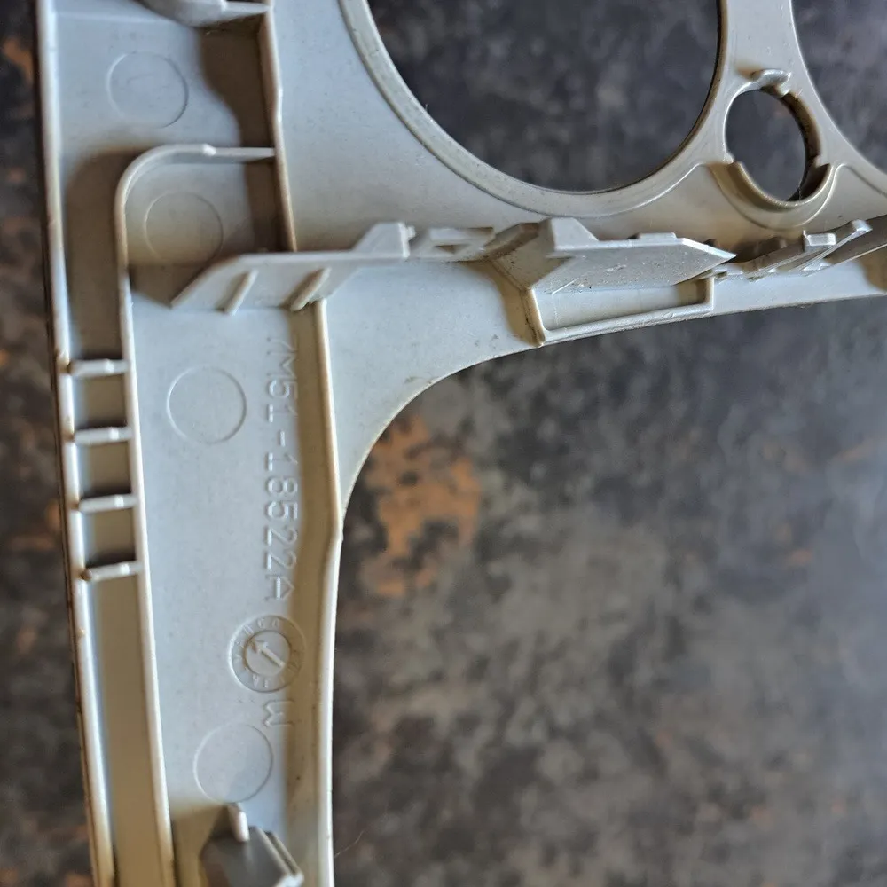 Moldura Central Painel Ford Focus 2008 a 2013 - Imagem 4