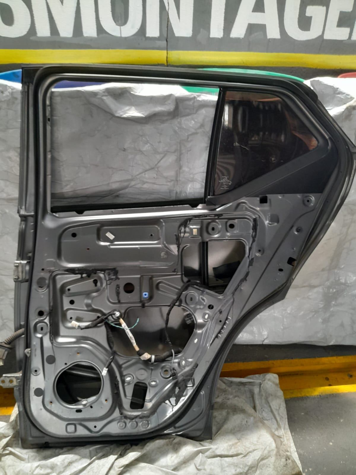 PORTA TRAS NISSAN KICKS 17/22 LD - Imagem 2