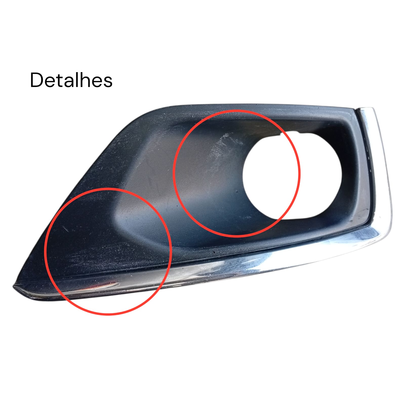 Moldura Farol Milha Esquerda Chevrolet Cobalt 2016 2022 Preto Esquerdo - Imagem 2