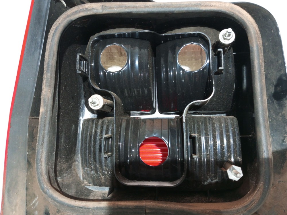Lanterna Traseira Direita Fiat Uno Mille 2009 Direito/passag - Imagem 8