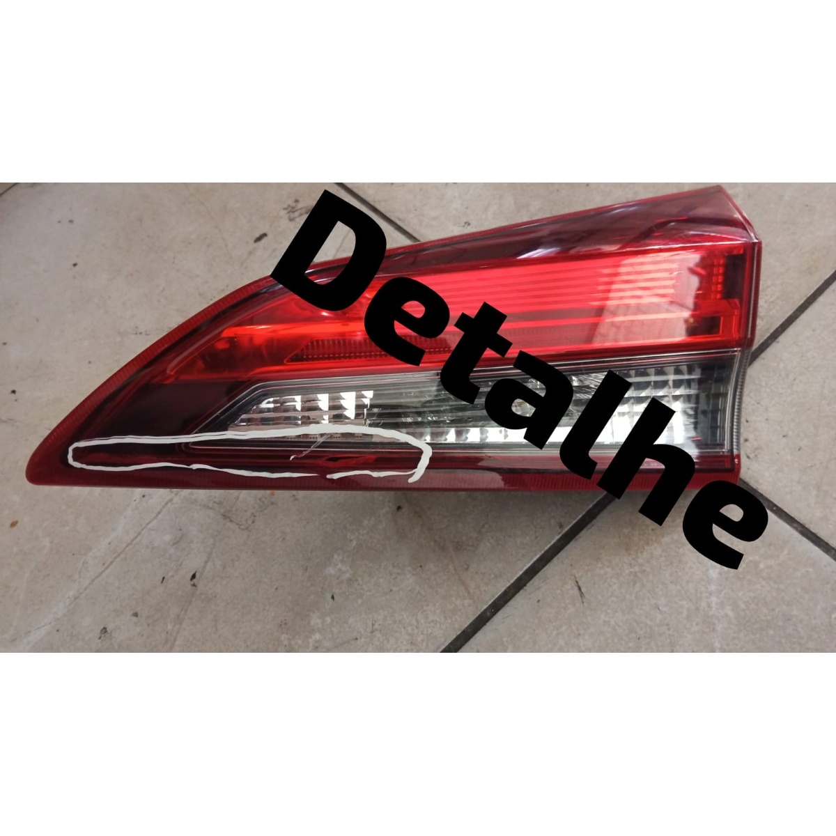 Lanterna Da Tampa Traseira Direita Toyota Yaris Com Detalhe Direito/passageiro Vermelho E Transparente - Imagem 4
