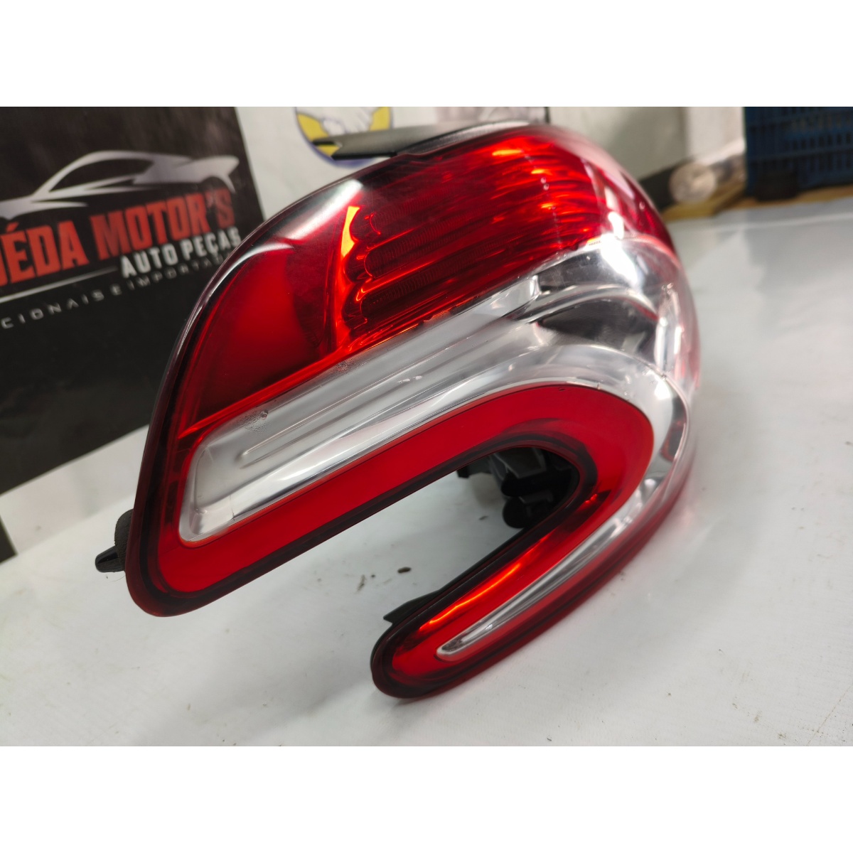 Lanterna Traseira Esquerda Peugeot 208 13/16 9677331180 Orig Esquerdo/motorista Vermelho - Imagem 5