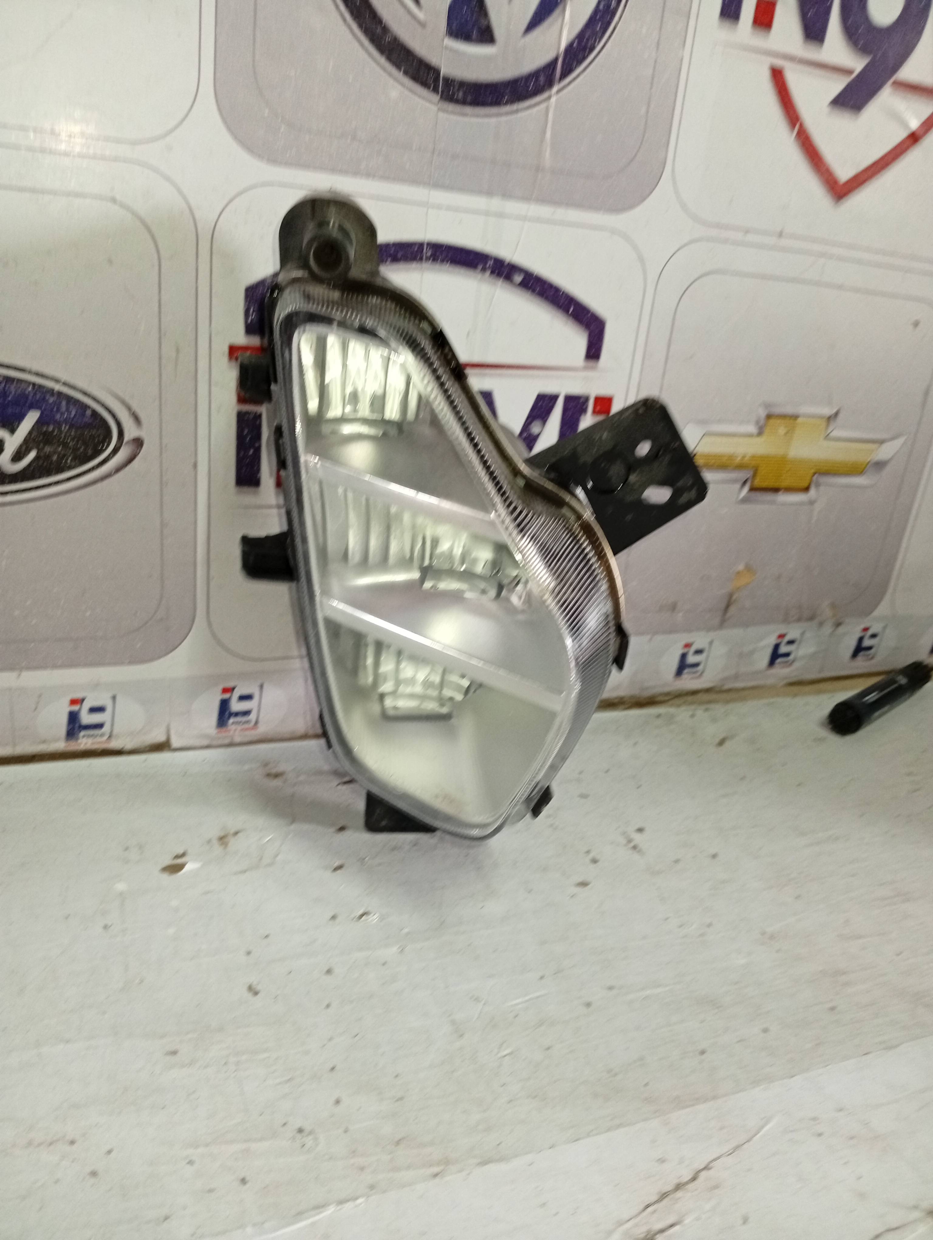 Farol de Milha LED Esquerdo VW Nivus - Imagem 2